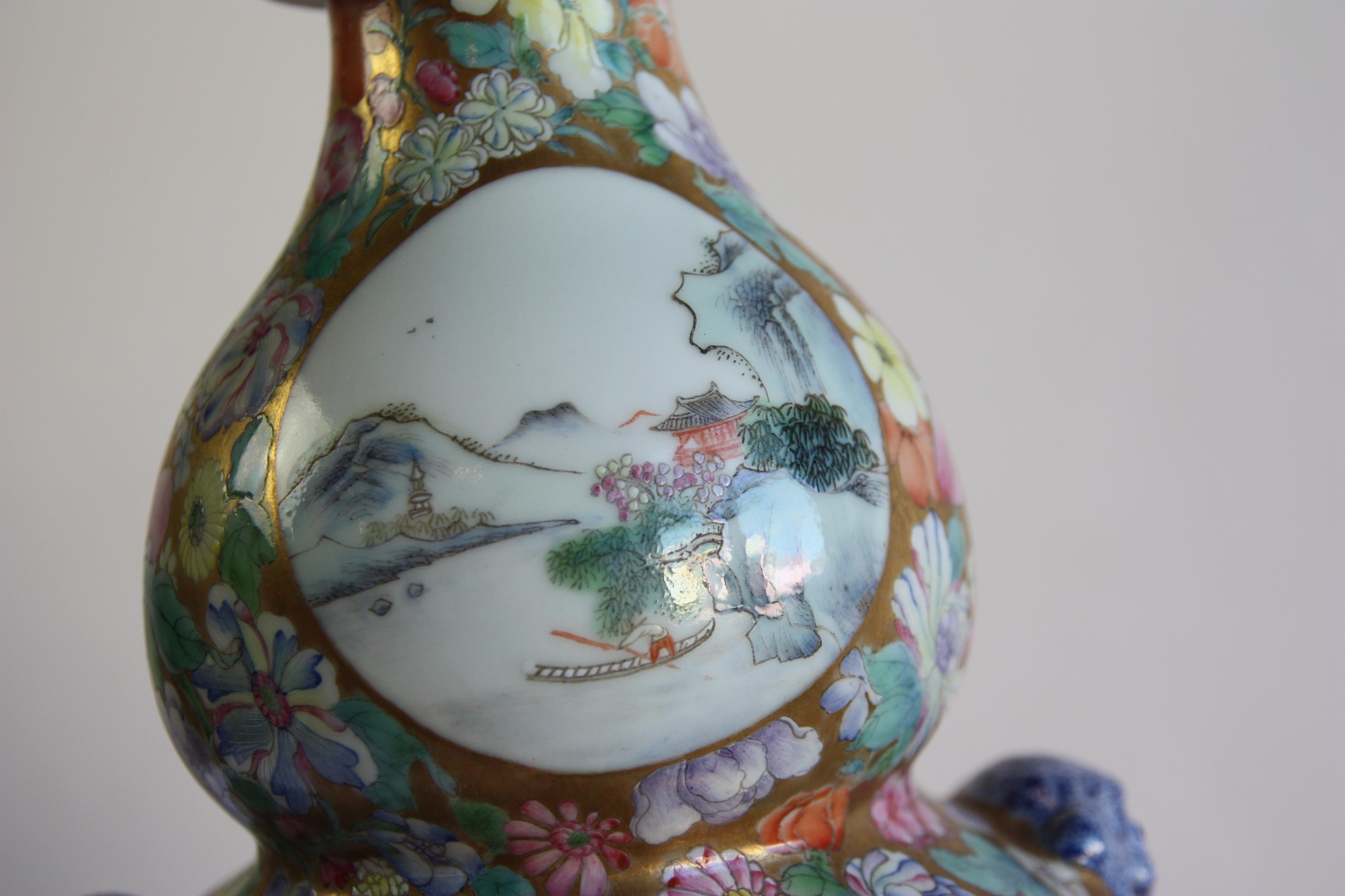Asian Hand Painted Chinese Double-Gourd Lamp with Ornamental Finial