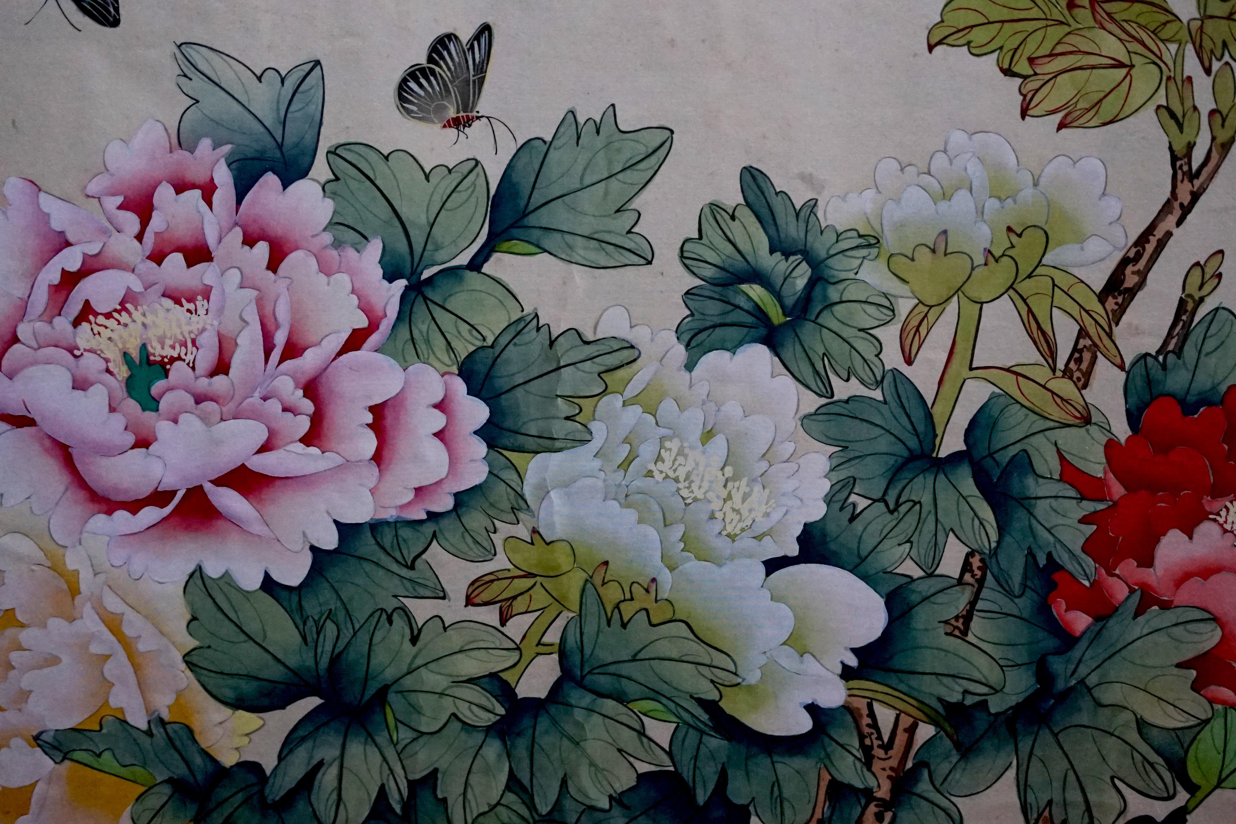 Handgemalte chinesische Aquarell-Gouache-Pfingstrosen mit Schmetterlingen, umwerfend 1950er Jahre im Angebot 1