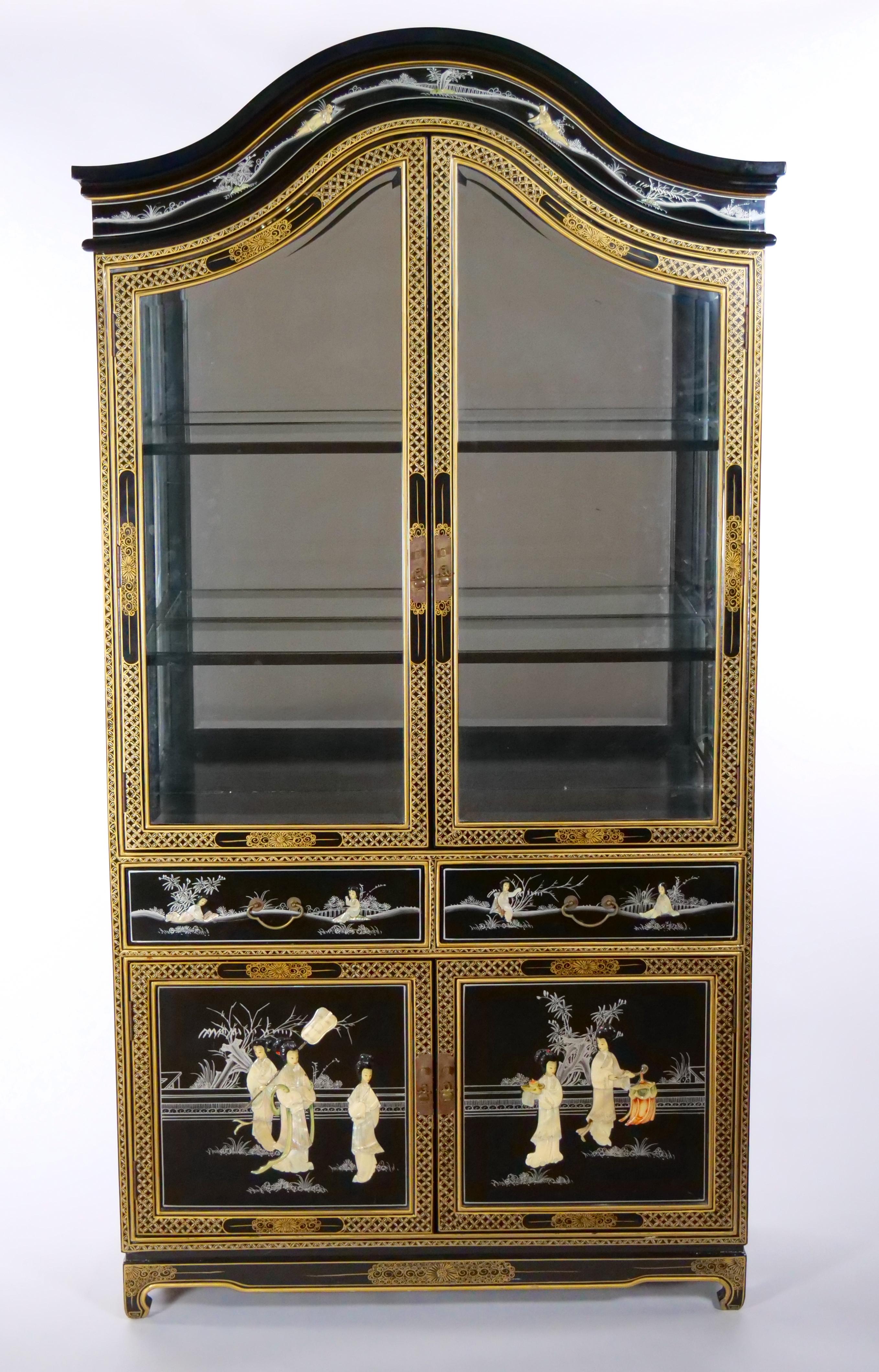 Hand Painted & Decorated Black Lacquer / Giltwood China Cabinet  For Sale 9