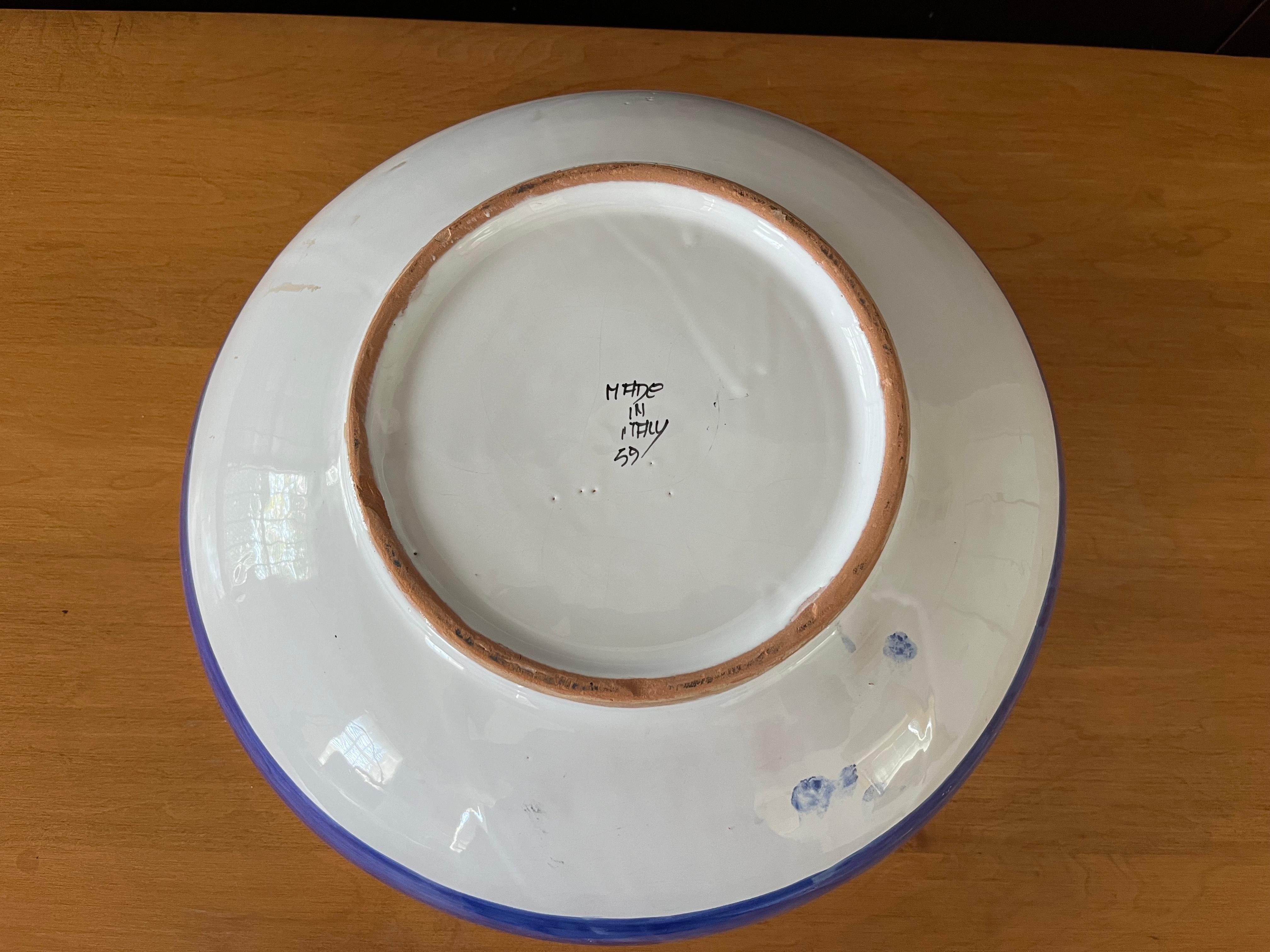 Cuenco de cerámica decorativa pintado a mano por Nino Parrucca Firmado y numerado en venta 6