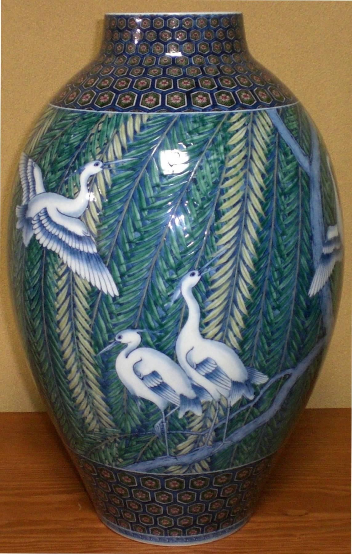 Large Japanese Hand-Painted Imari Porcelain Vase by Master Artist, circa 2005 7