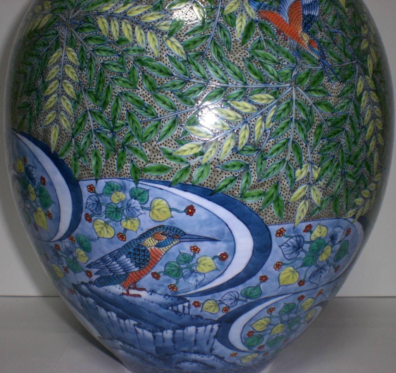 Large Japanese Hand-Painted Imari Porcelain Vase by Master Artist, circa 2005 1