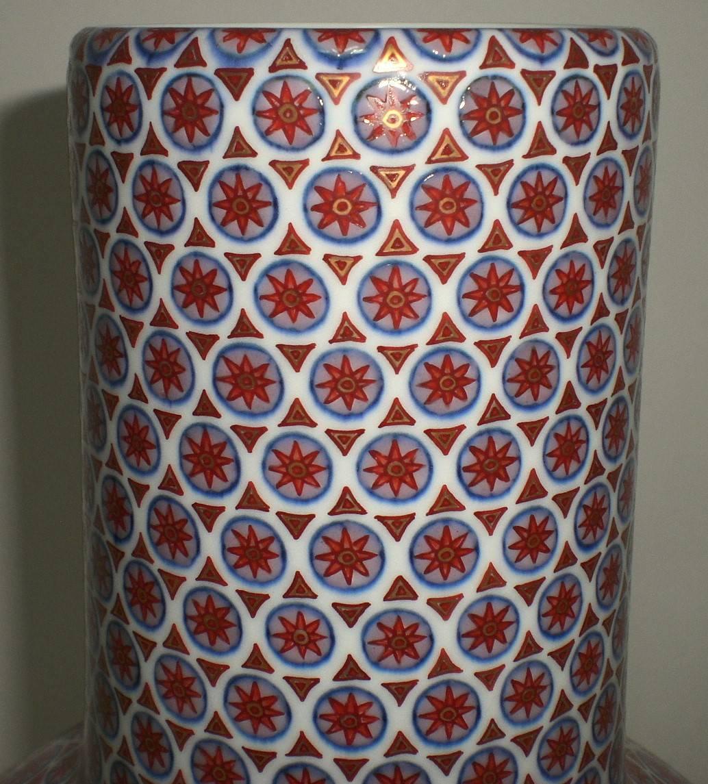 Hand-Painted Contemporary Japanese Red Decorative Porcelain Vase by Master Artist (1931-2009)
