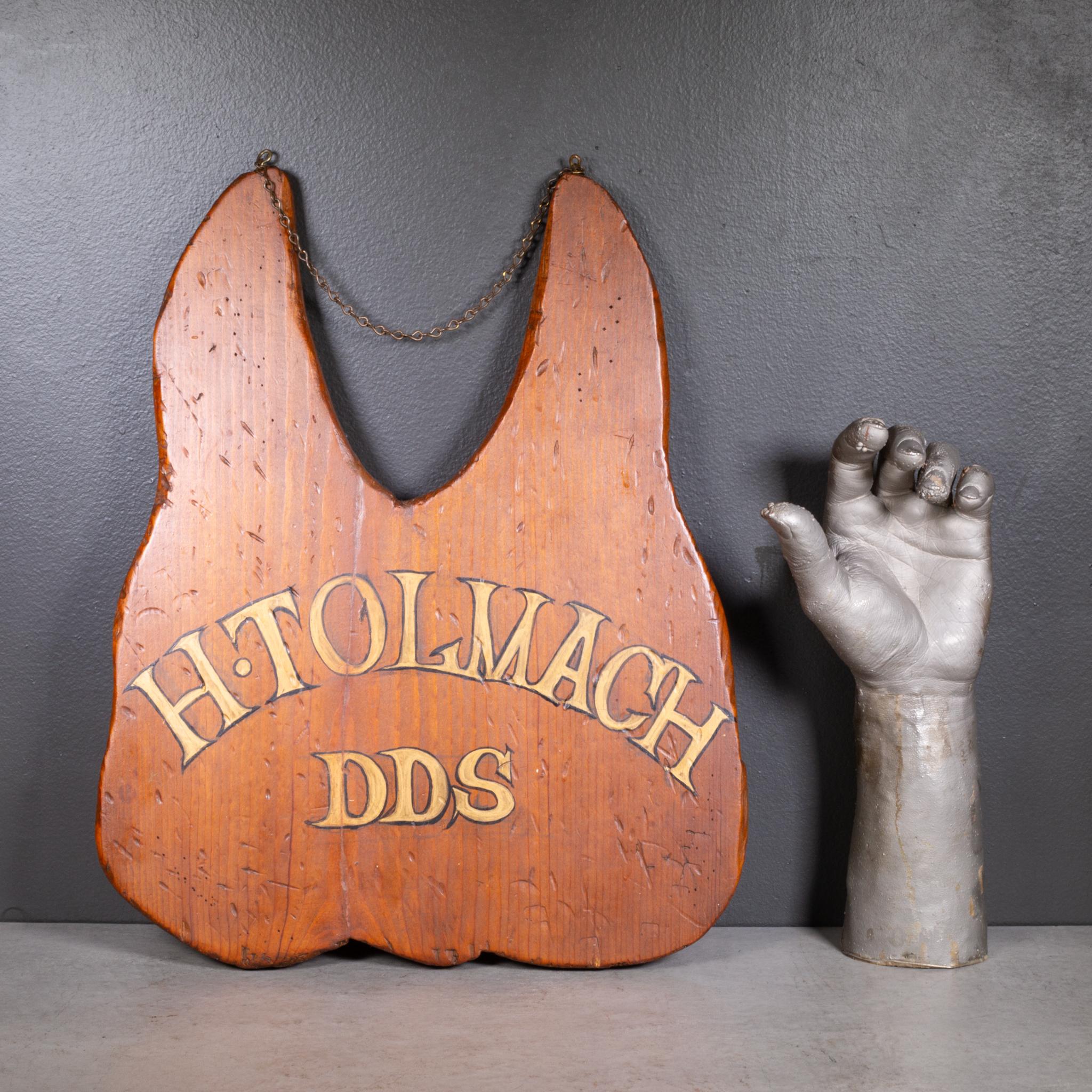 Panneau de commerce dentaire peint à la main vers 1940 Bon état - En vente à San Francisco, CA