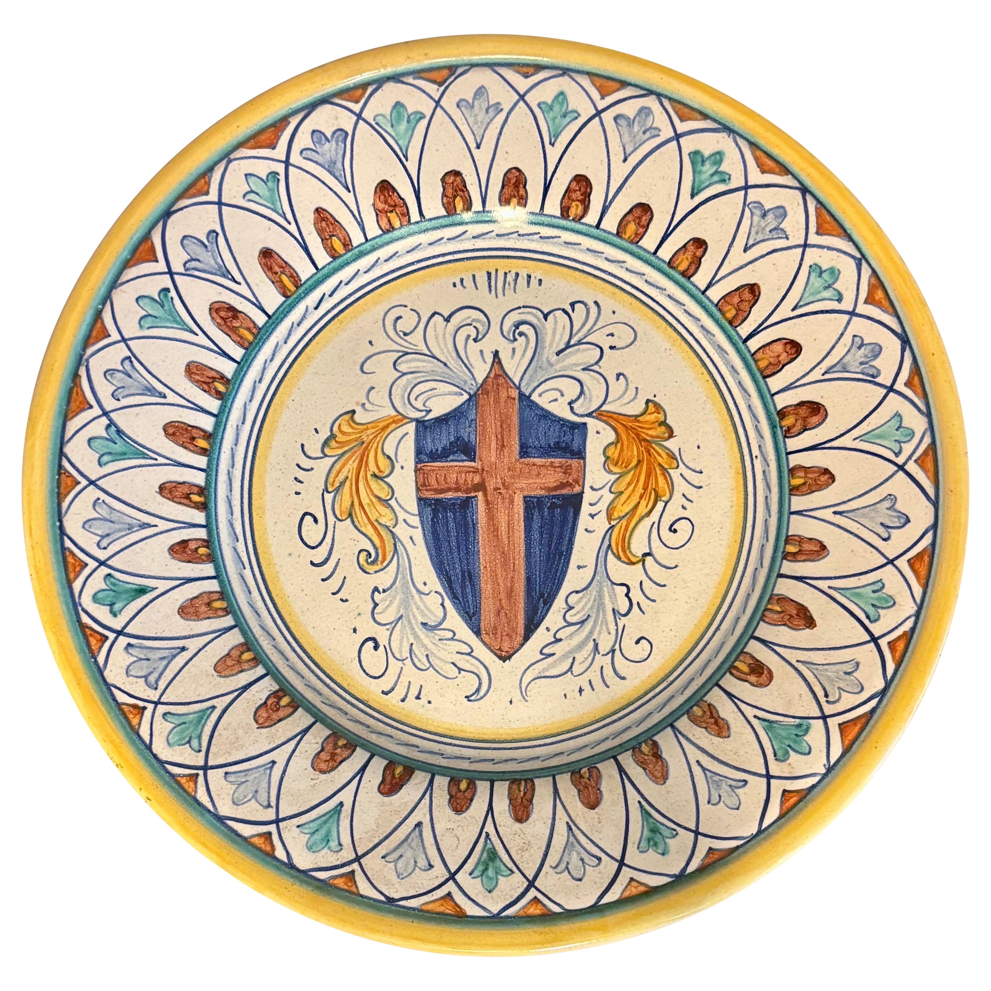 Plaque murale Deruta peinte à la main avec armoiries héraldiques