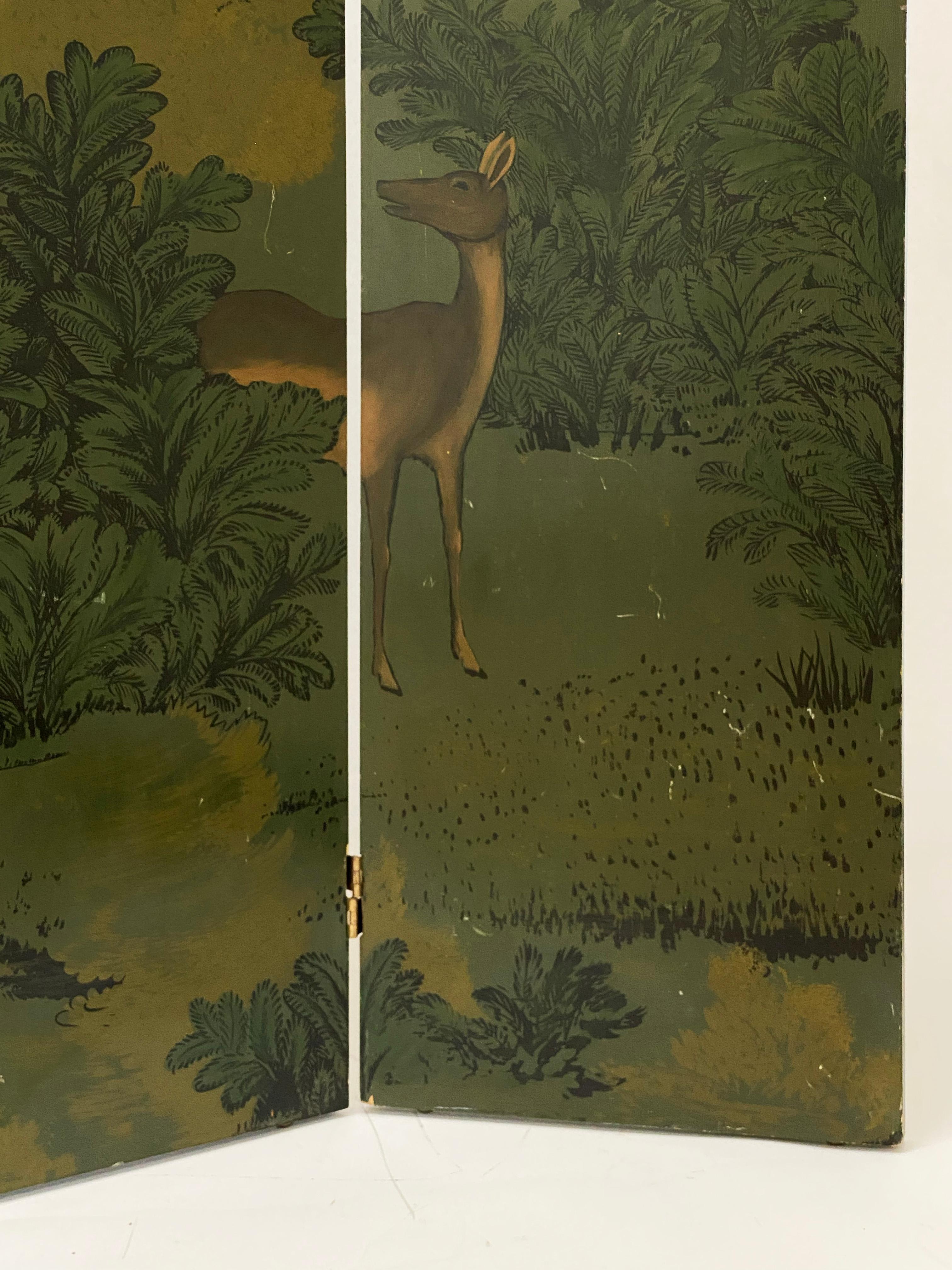 Bois Séparateur de pièce à trois panneaux peint à la main et représentant un faune floral par ROOMS Italie en vente