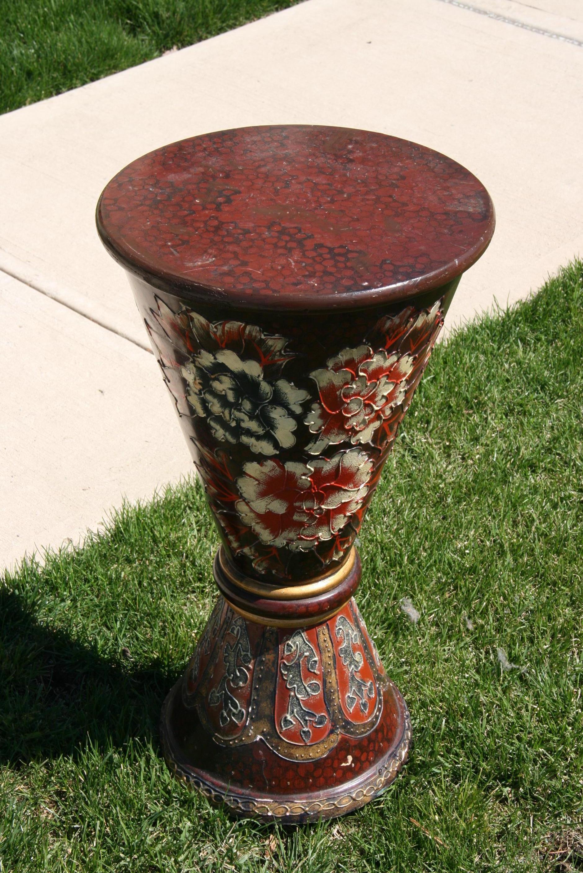 Late 20th Century Hand Painted Floral Garden Plant Stand/Pedestal/Drink Side Table For Sale