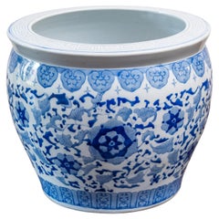 Hand-painted flower pot in 30.5 cm
