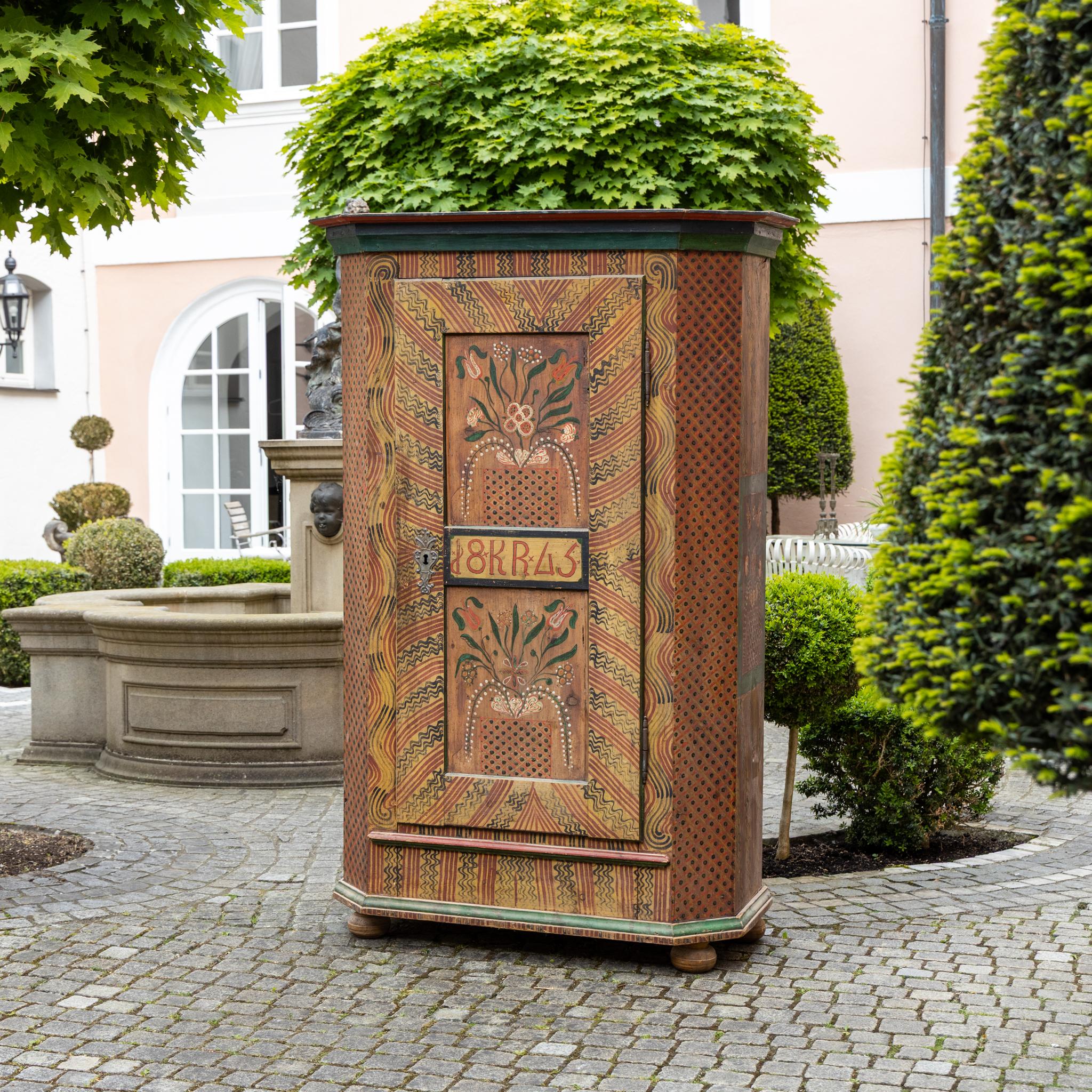 Legno Armadio popolare dipinto a mano, Germania meridionale, datato 1845 in vendita