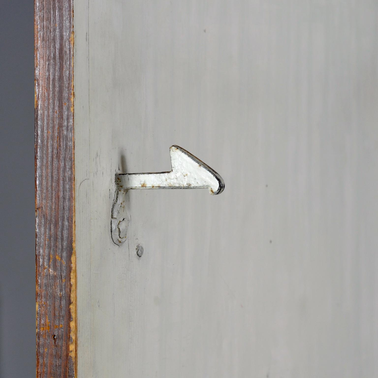Pin Armoire/meuble de mariage d'art populaire peint à la main, Allemagne du Sud, daté de 1807 en vente