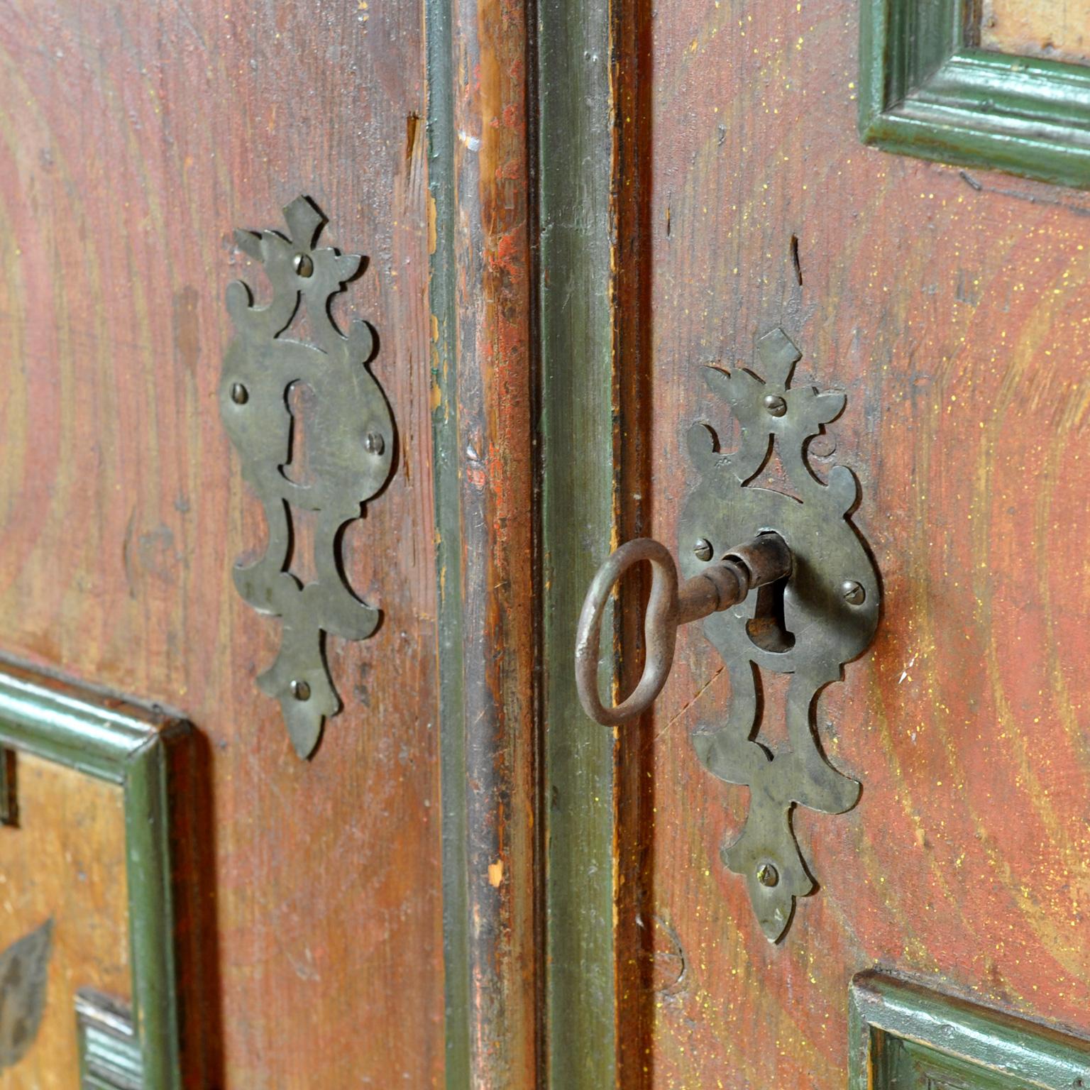 Armoire/meuble de mariage d'art populaire peint à la main, Allemagne du Sud, daté de 1807 en vente 1