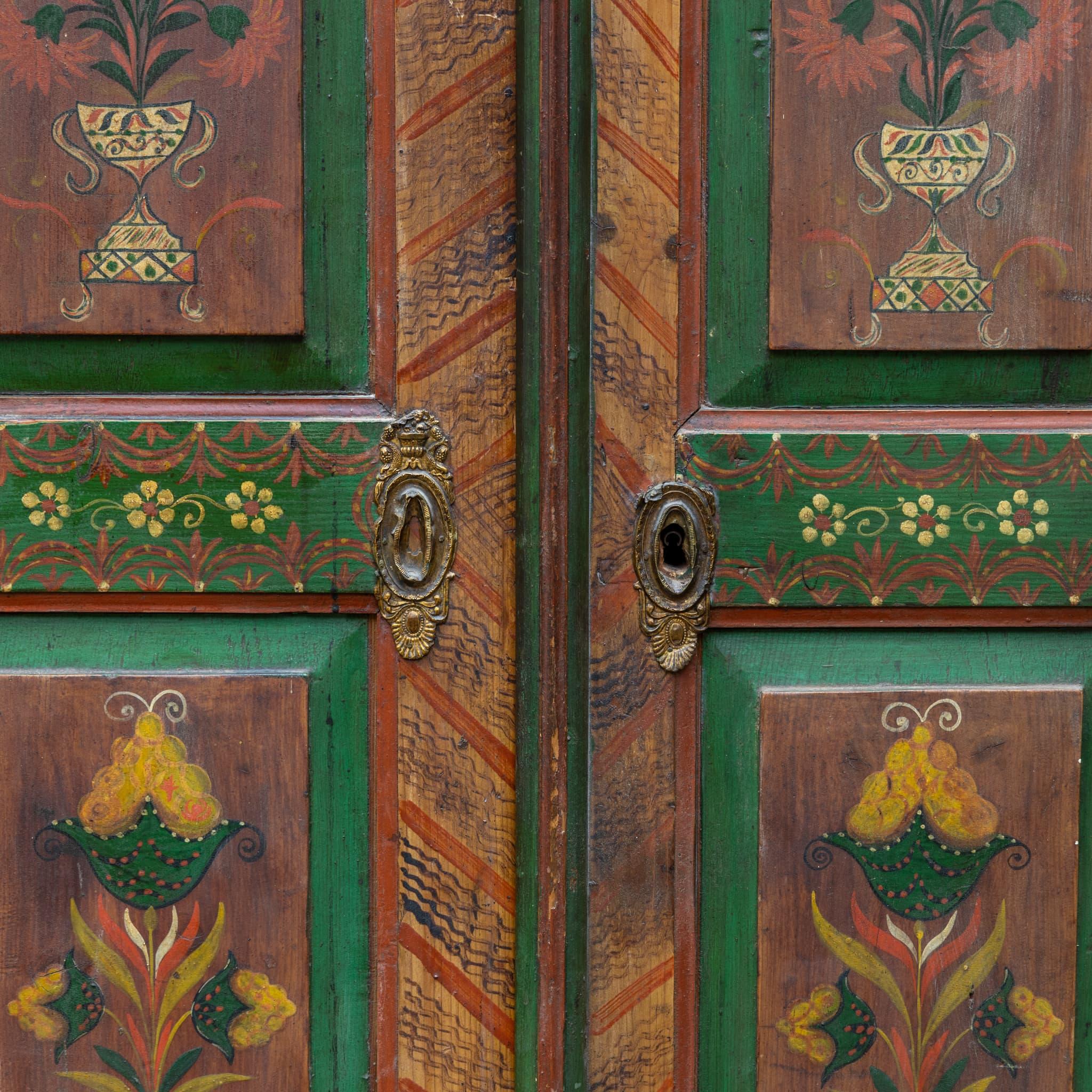 Armoire d'arte popolare dipinto a mano, Germania meridionale, datato 1840, con iscrizione 
