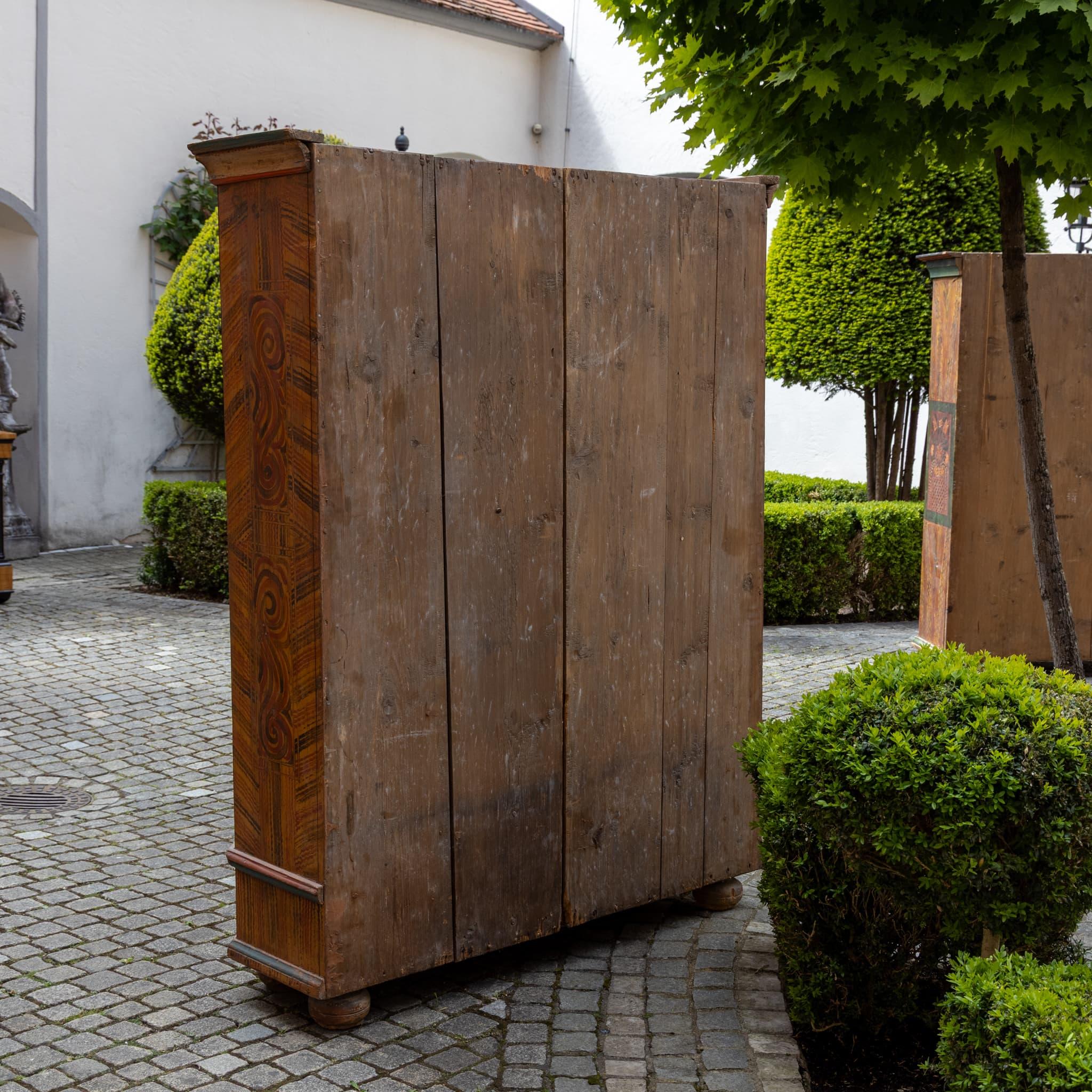 Armoire d'arte popolare dipinto a mano, Germania meridionale, datato 1877 e Monogram EMM in vendita 1