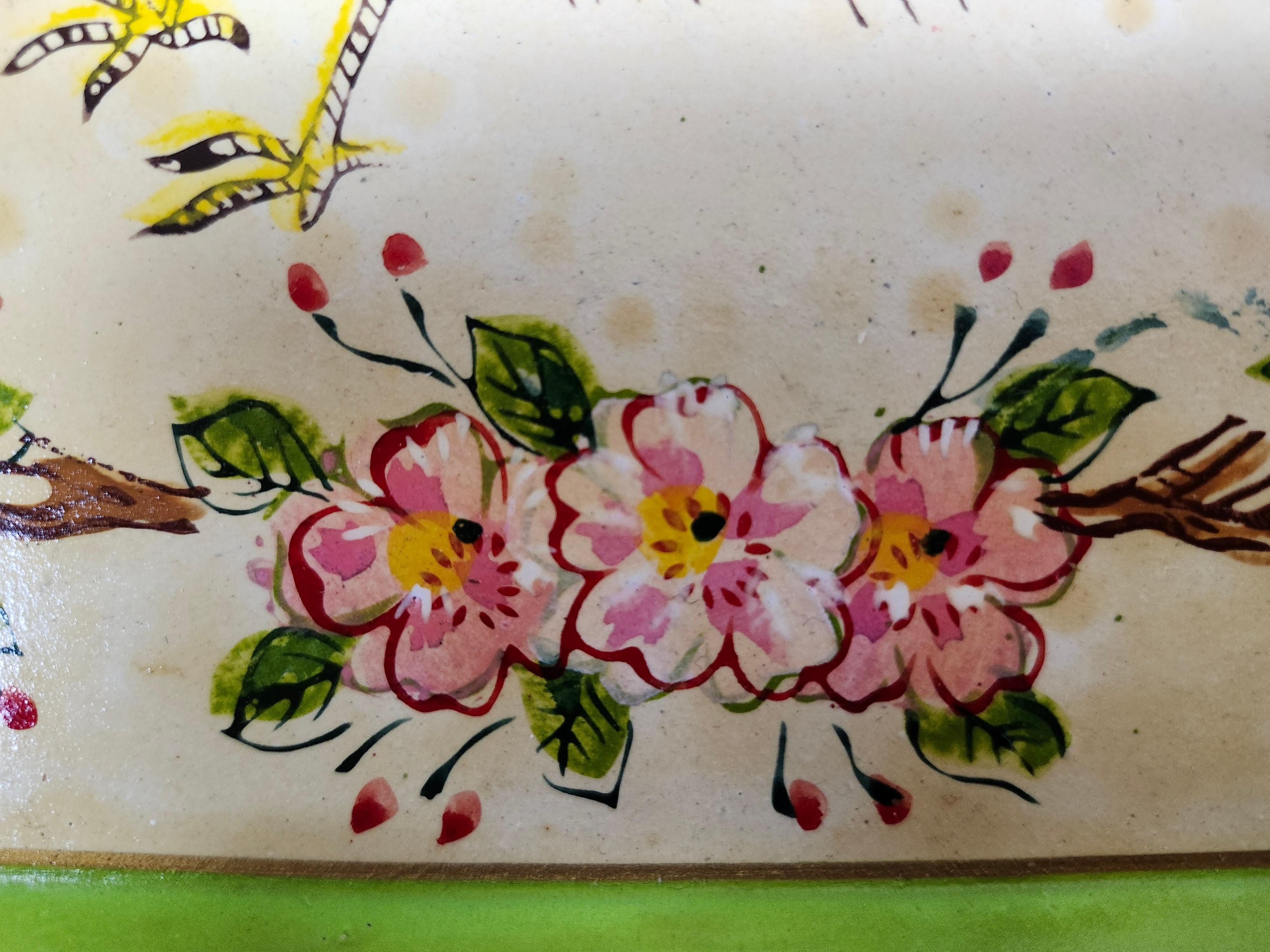 10 Bandejas Individuales de Madera Pintadas a Mano con Motivos Florales Japón 1965 en Excelente estado para la venta en Port Jervis, NY