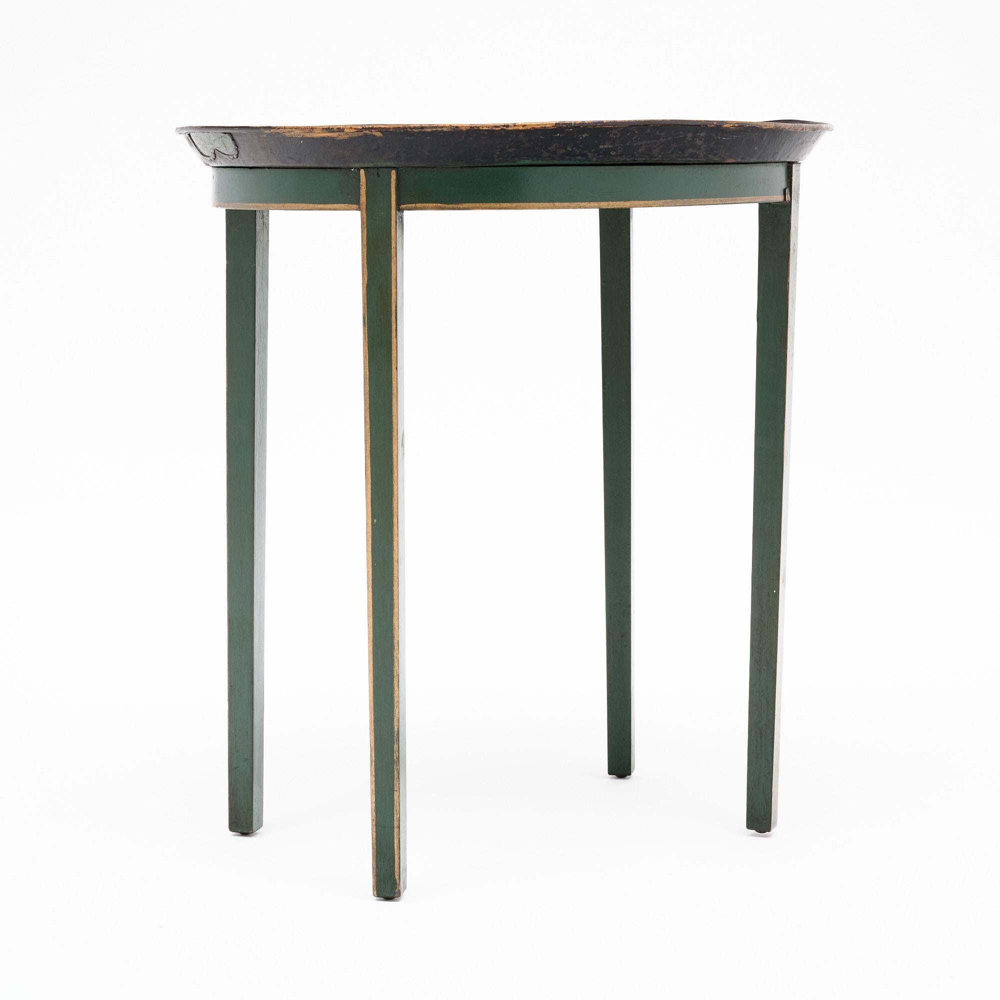 Hand-Painted French Antique Side Table In Good Condition For Sale In Austin, TX