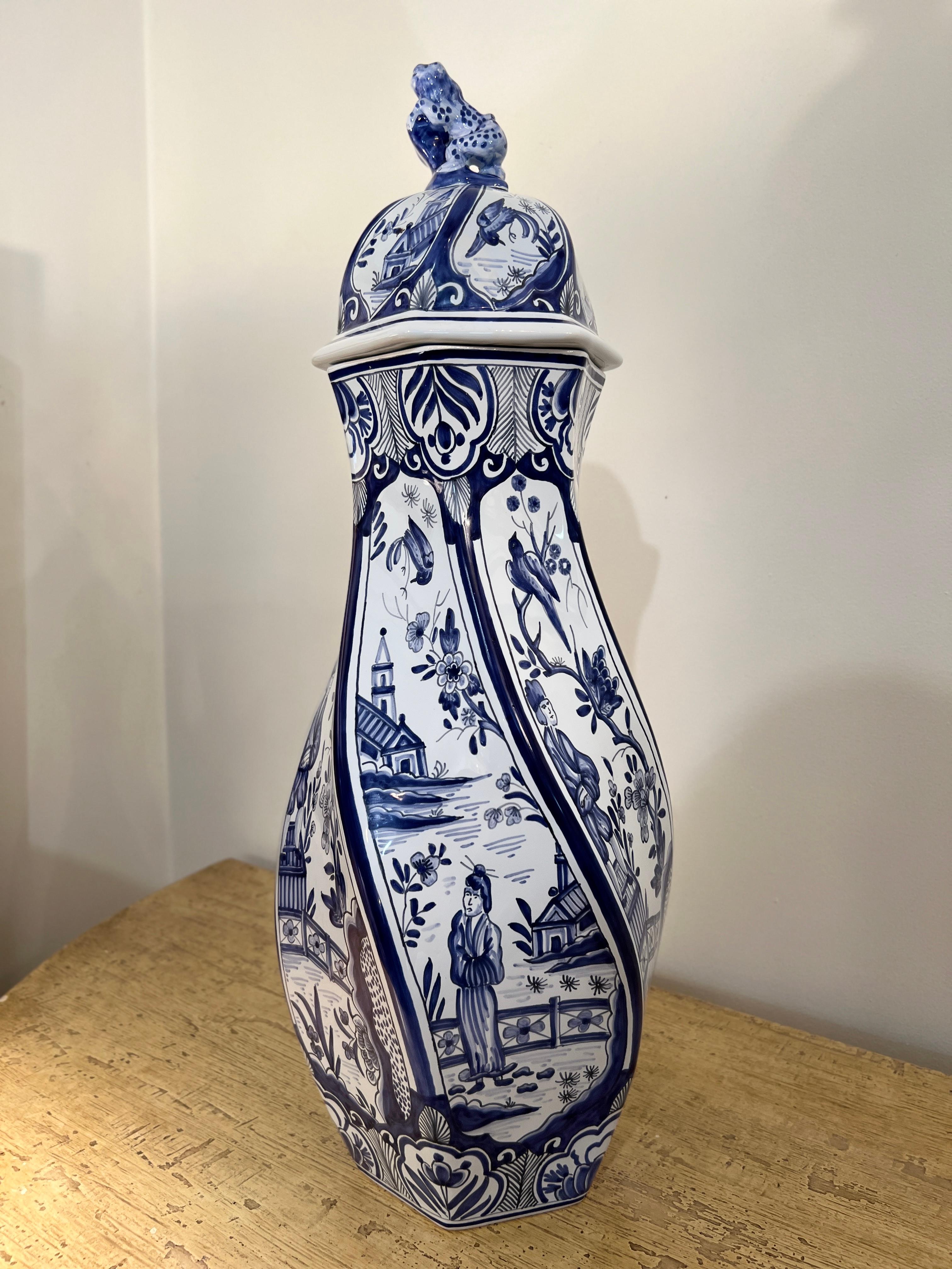 Hand Painted French Blue and White Lidded Vase -  Signed for Tiffany & Co For Sale 4