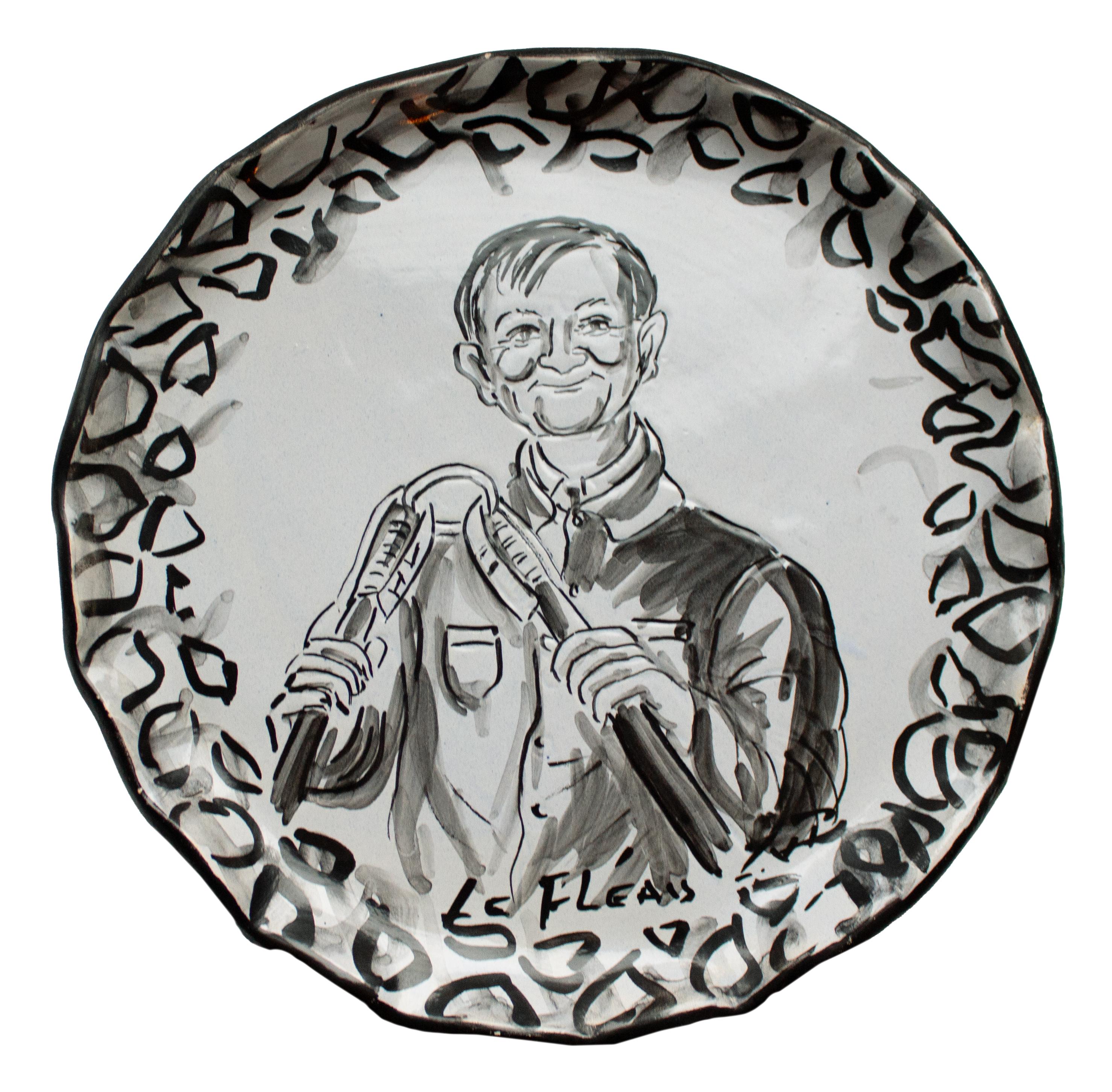 Fait main Assiettes de campagne peintes à la main célébrant l'artisanat rural en noir et gris en vente