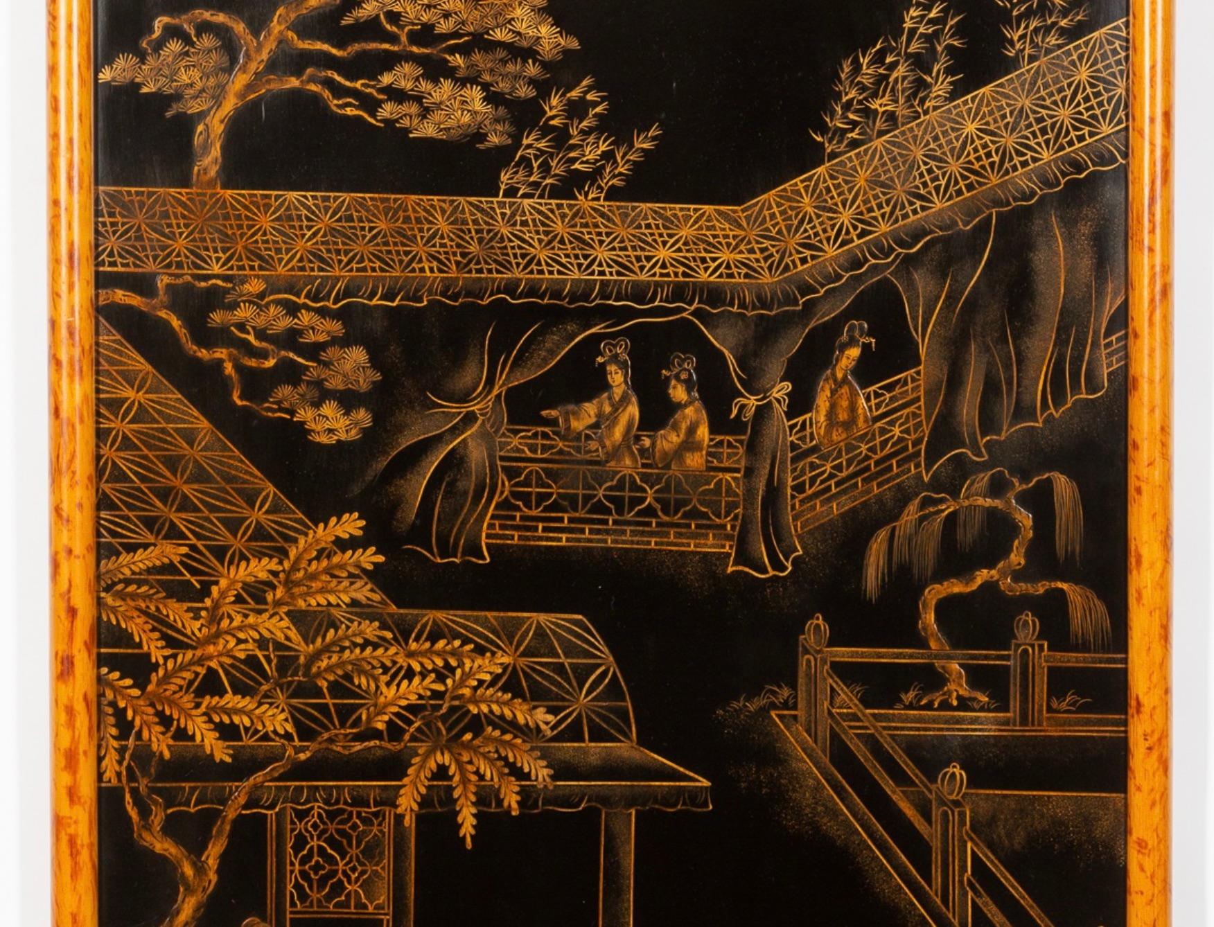 Hand-Painted & Gilt Decorated Chinoiserie Panels Hanging Wall Art Work In Good Condition For Sale In Tarry Town, NY