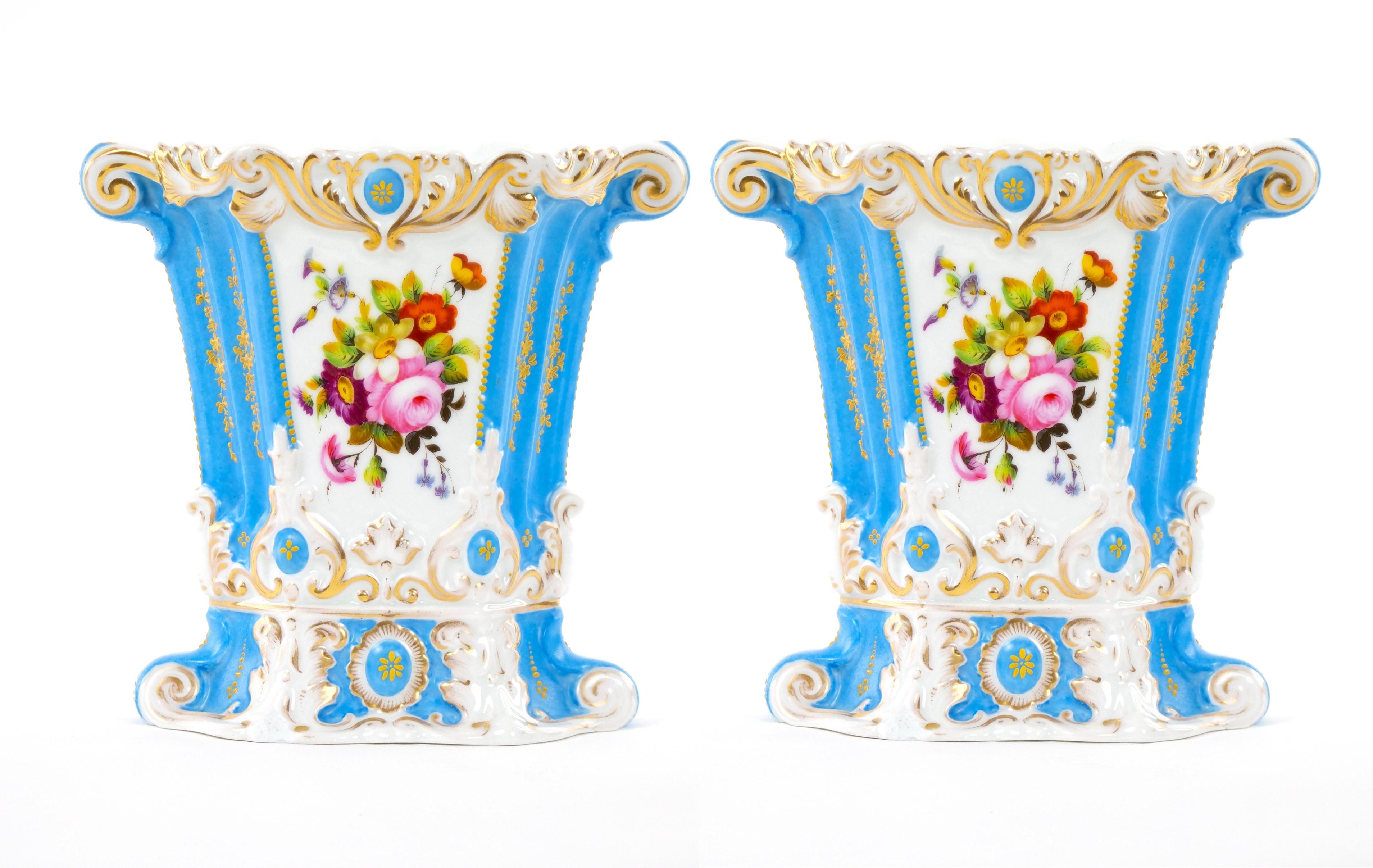 Vaso decorativo in porcellana Old Paris dipinto a mano e dorato in vendita 9
