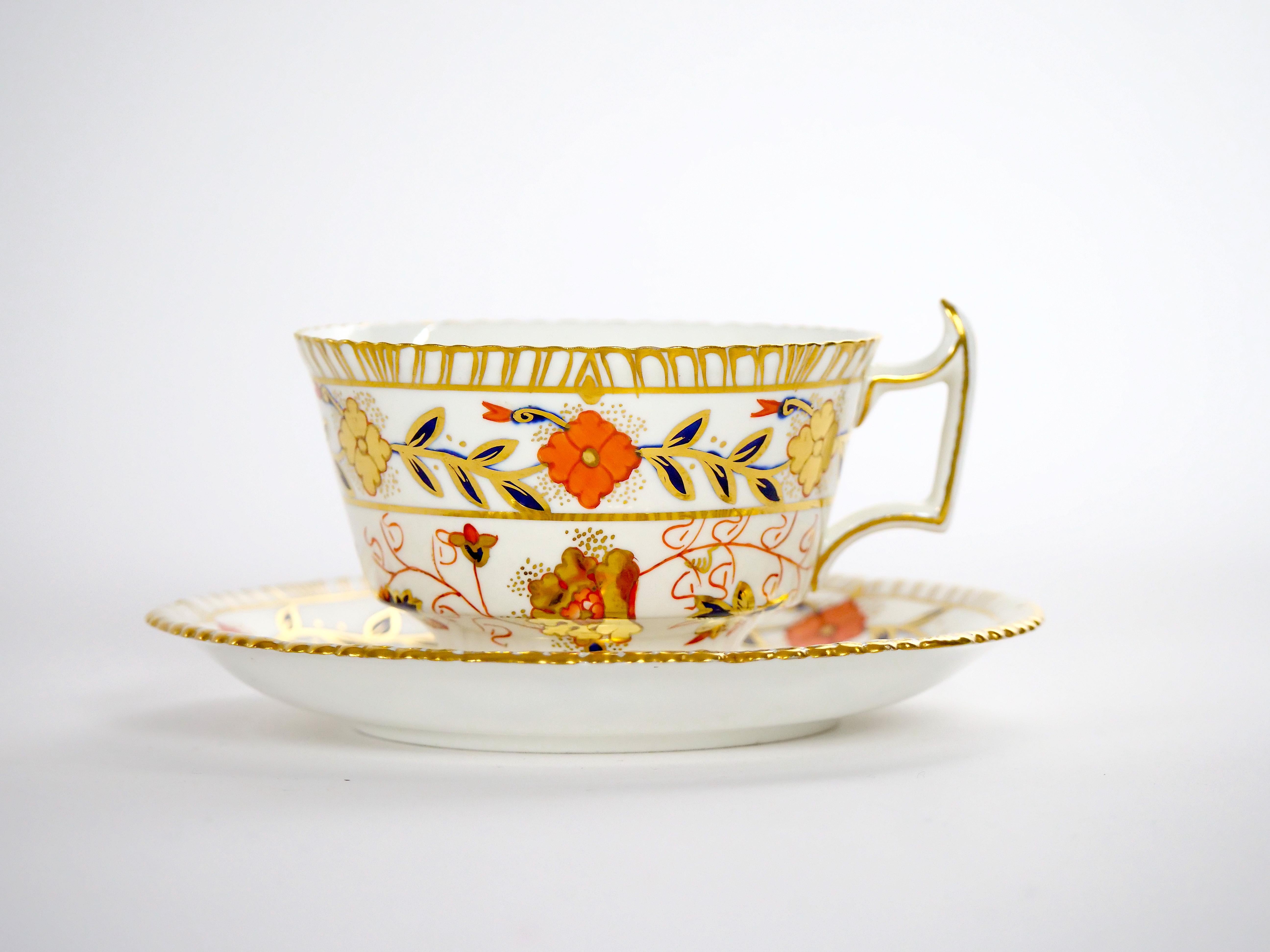 Hand Painted & Gilt Floral English Royal Crown Derby Dinner Service / 10 People. 3