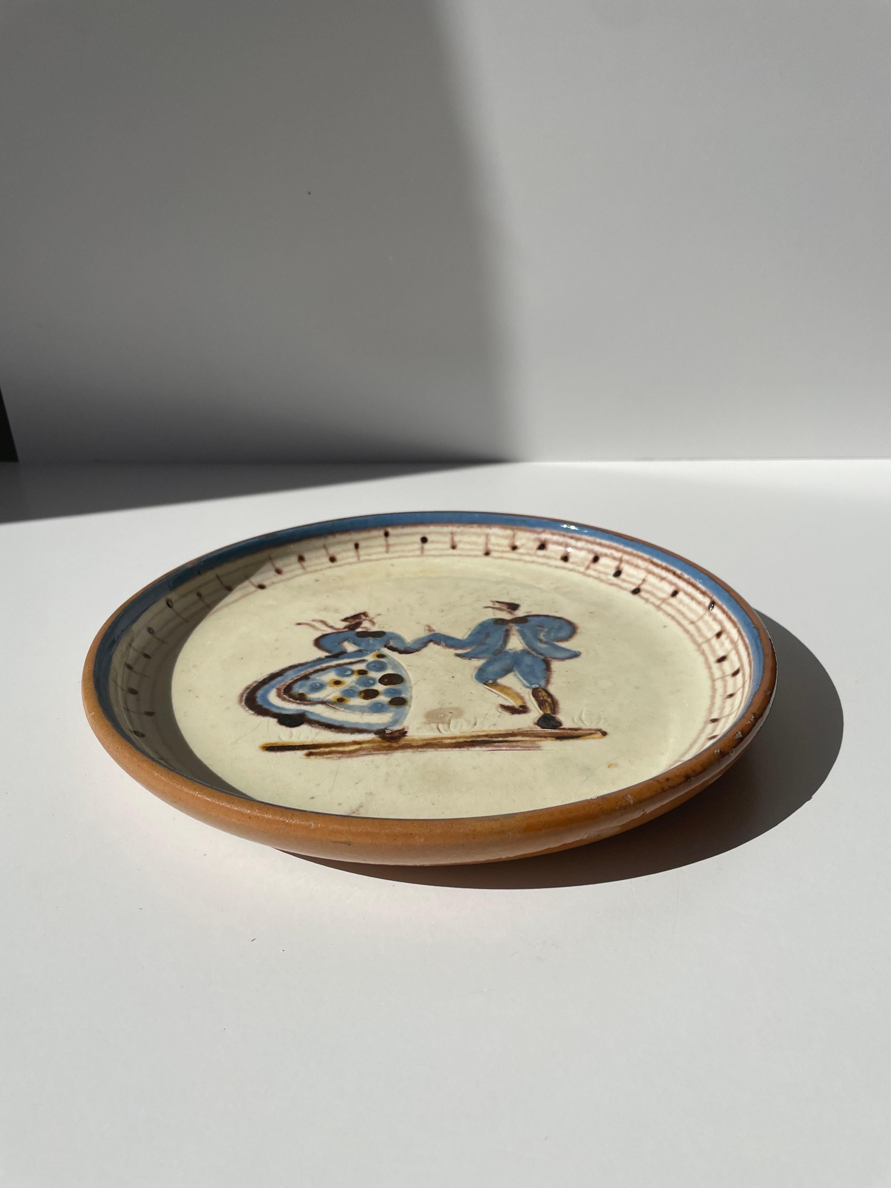 Handbemalter Dekoteller aus Keramik, 1950er-Jahre (Steingut) im Angebot