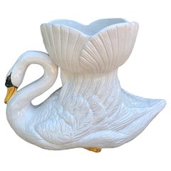 Jardinière italienne de cygne en terre cuite émaillée peinte à la main