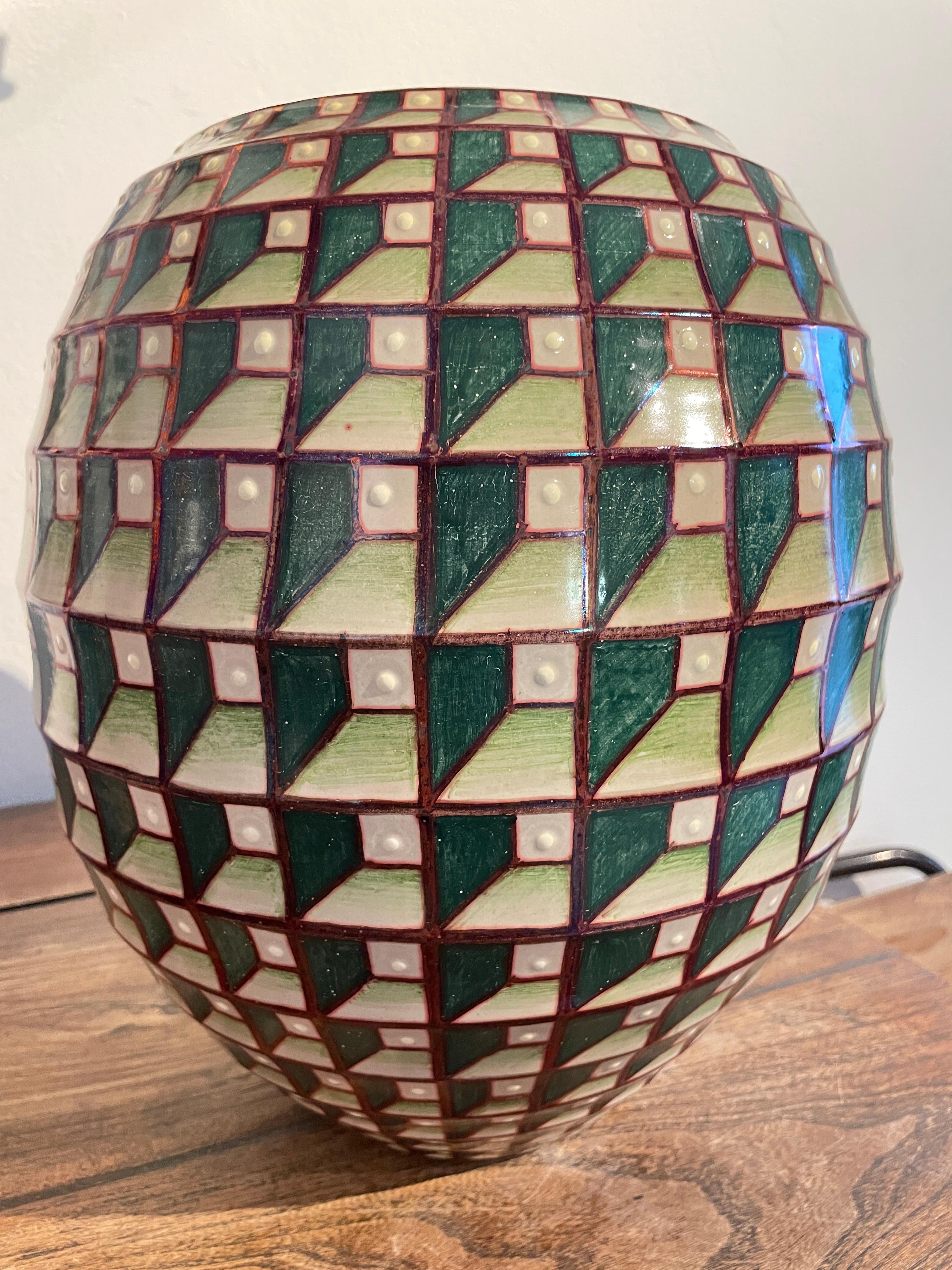 Dipinto a mano  Vaso in ceramica verde di Bottega Vignoli Italia Maiolica Contemporanea in vendita 3