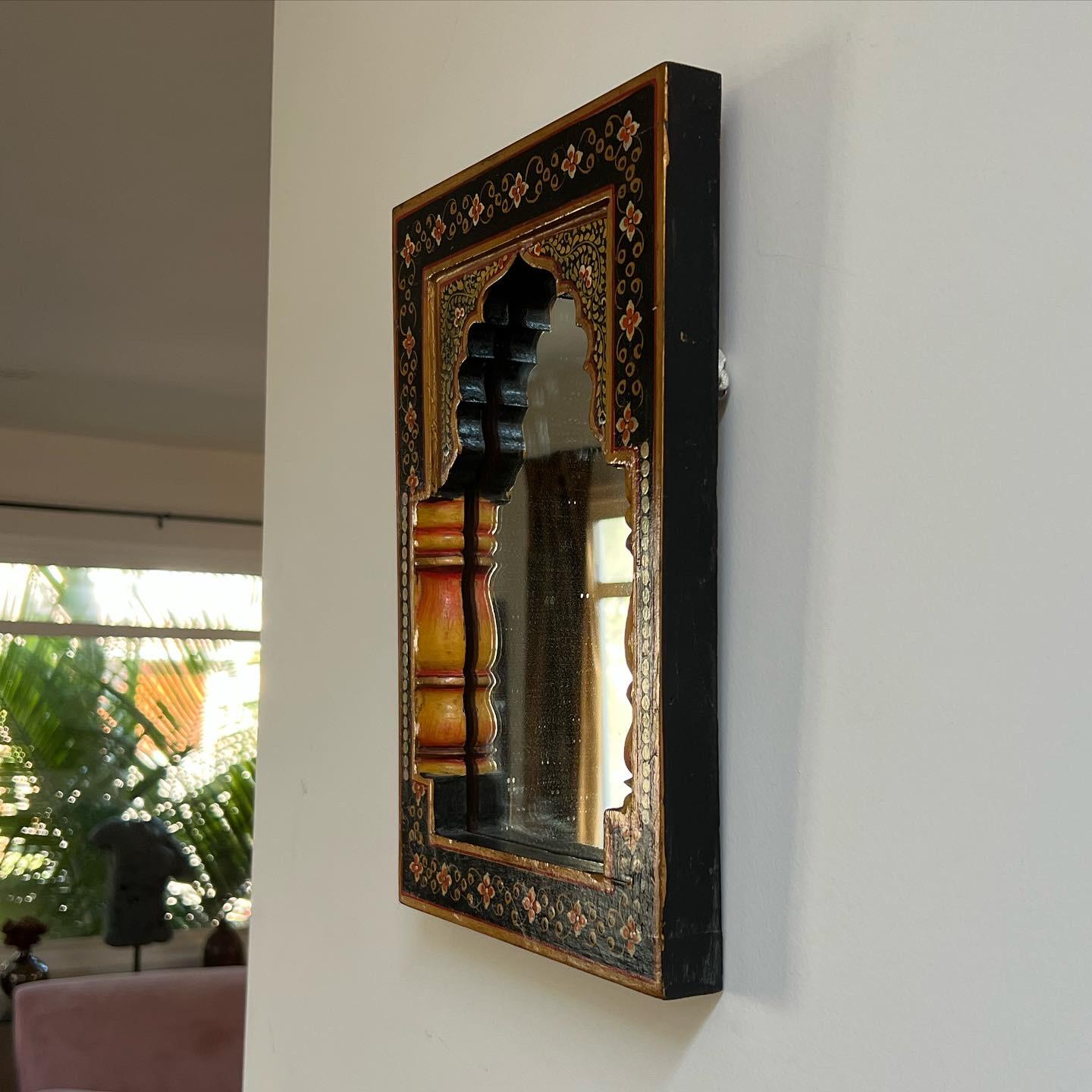 20th Century Hand-Painted Indian Archway Mirror, 1940s For Sale