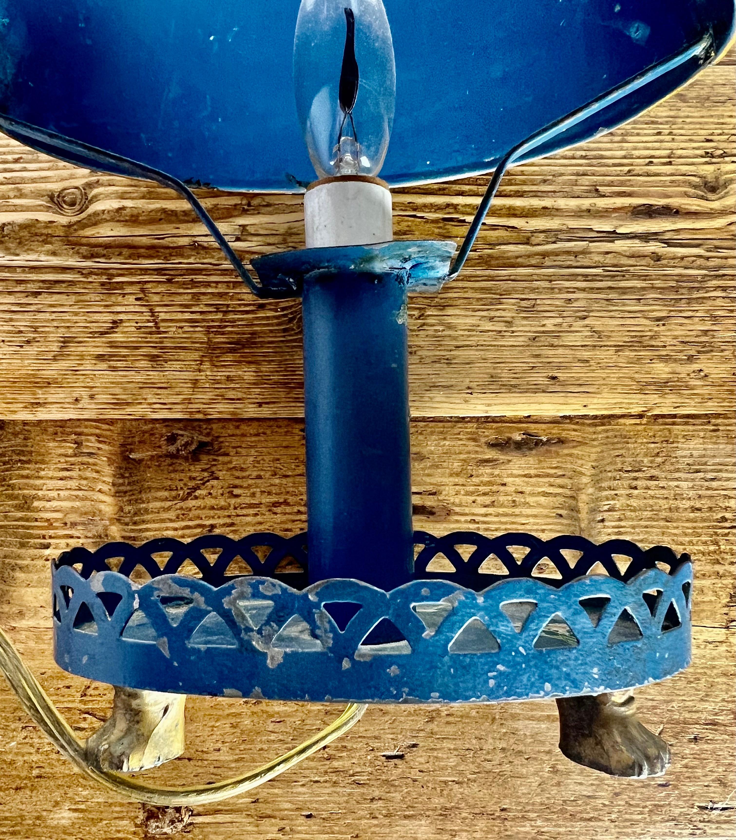 Hand Painted Italian Blue Tole Lamp with Shade For Sale 5