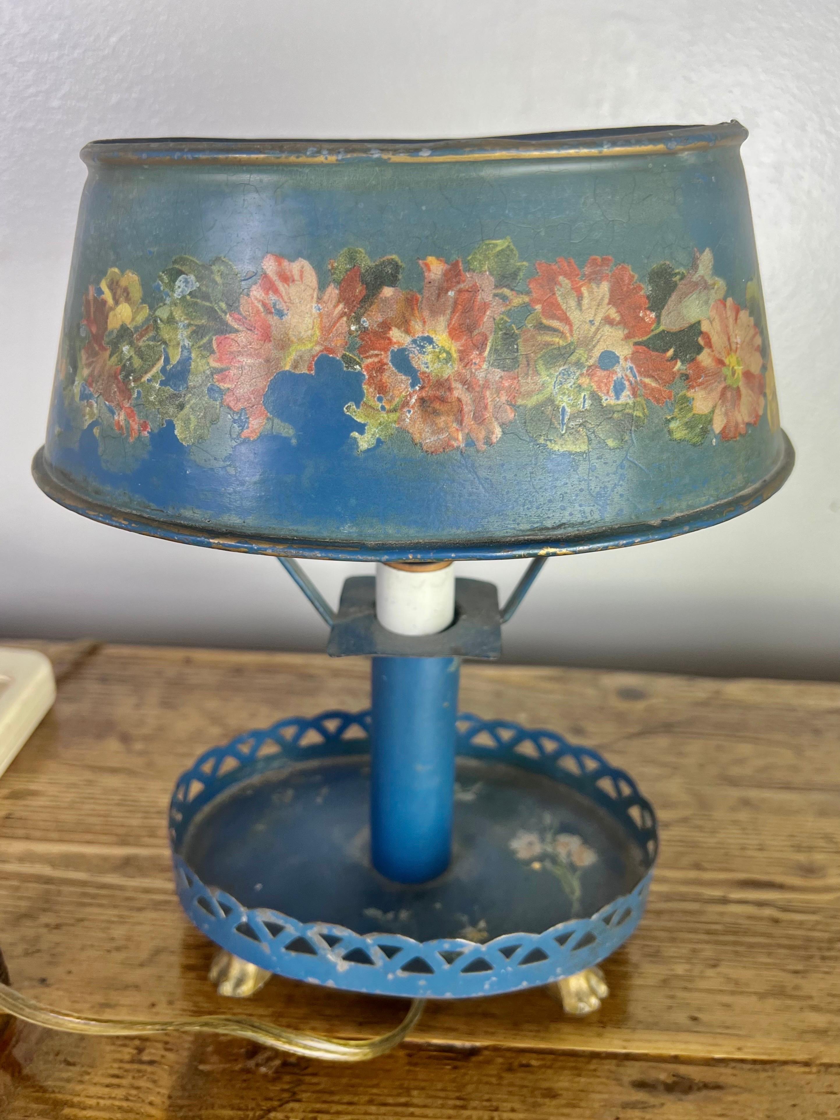 Hand Painted Italian Blue Tole Lamp with Shade For Sale 2