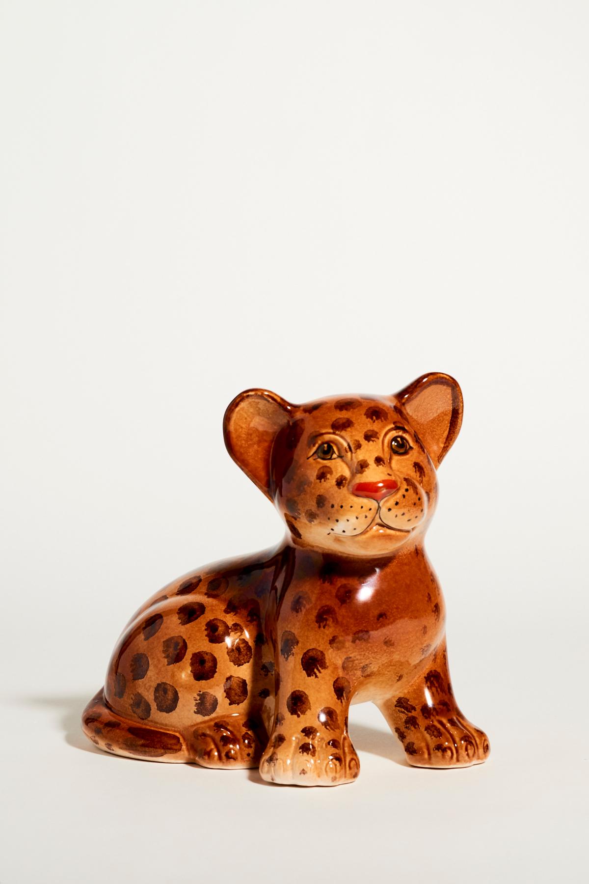 Hand Painted Italian Ceramic Leopard Cub In Excellent Condition For Sale In New York, NY