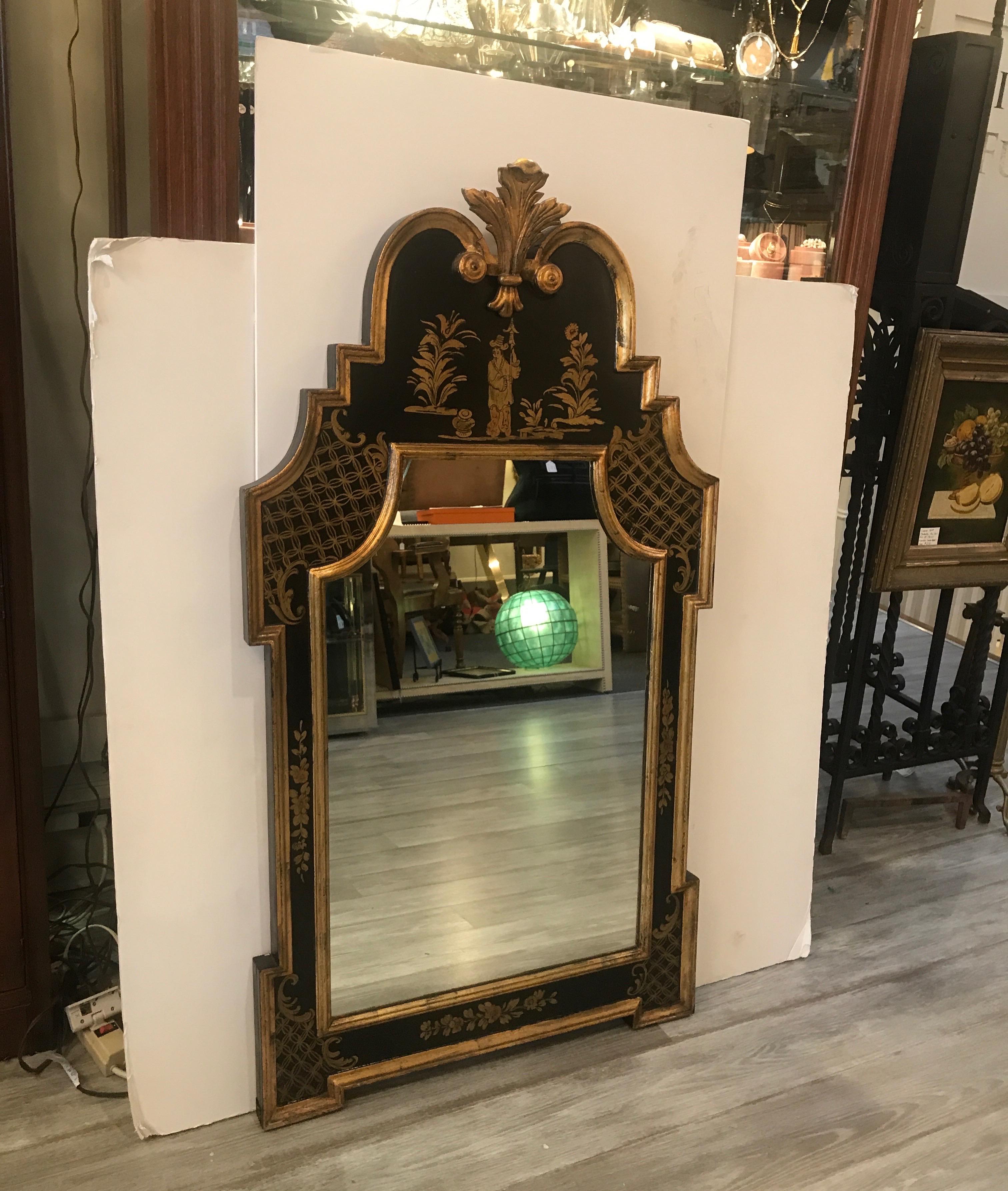 Hand Painted Italian Chinoiserie Mirror In Good Condition In Lambertville, NJ