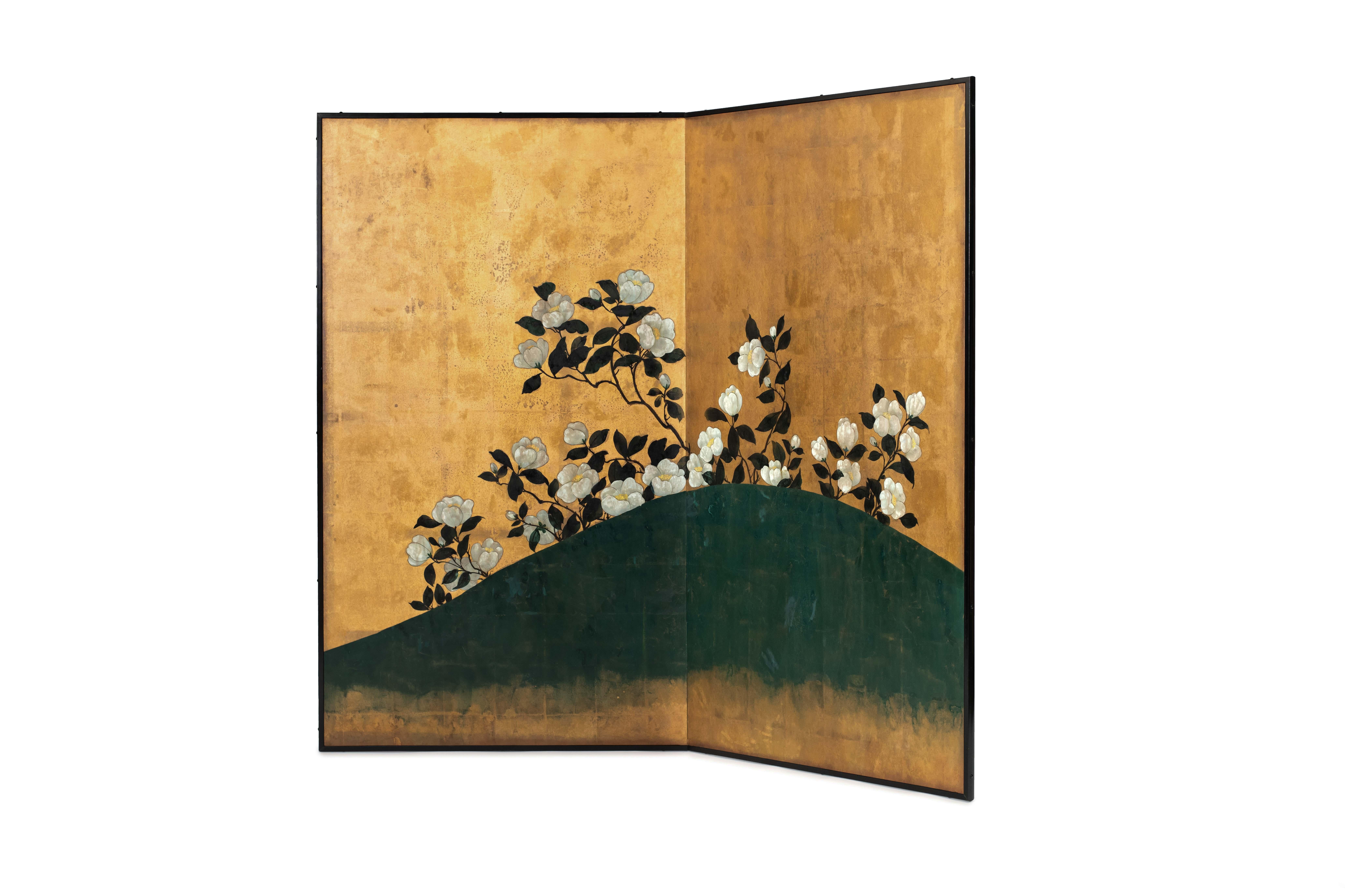 Chinese Hand Painted Japanese Folding Screen Byobu of Camellias For Sale