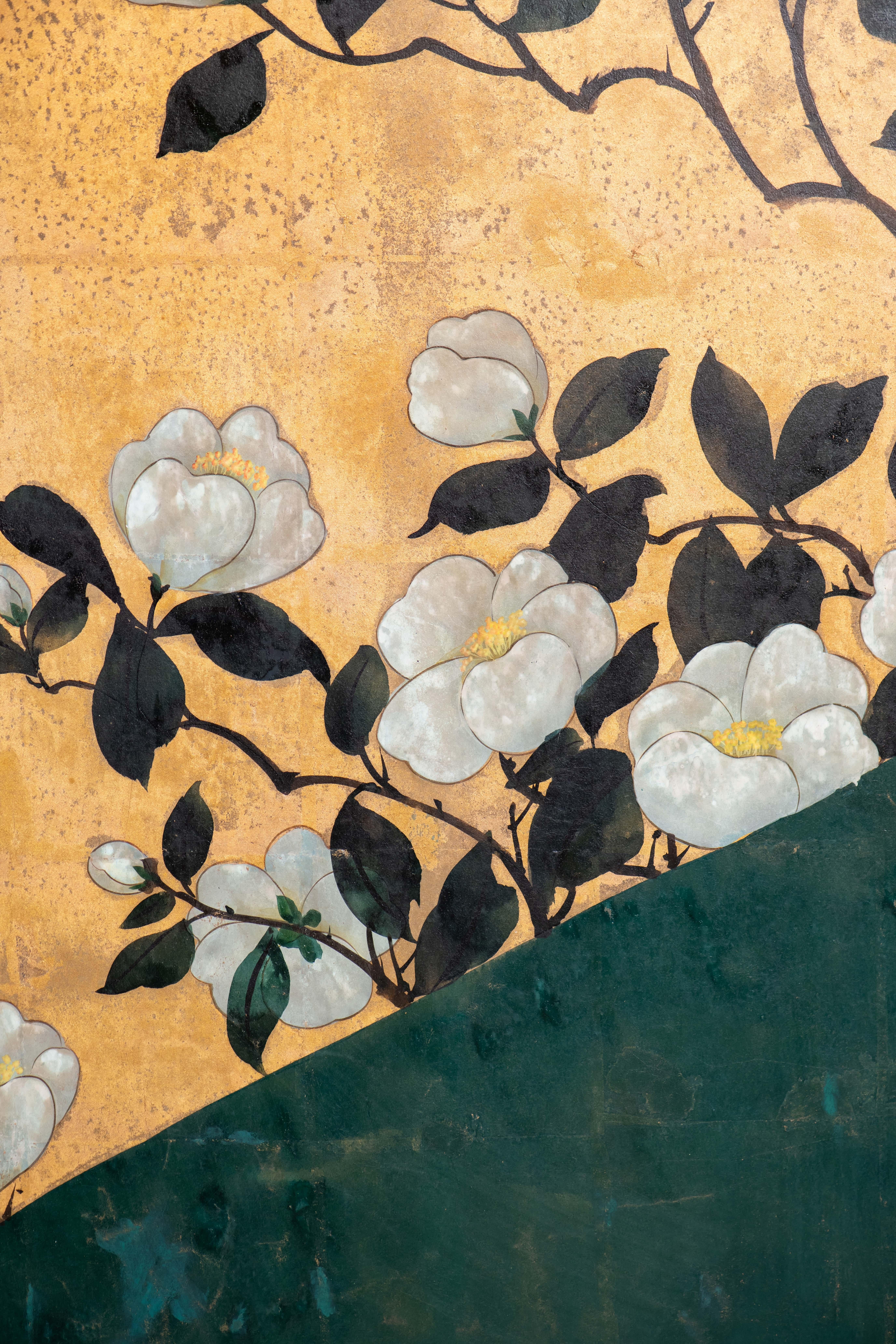 Peint à la main Paravent japonais Byobu des Camellias peint à la main en vente