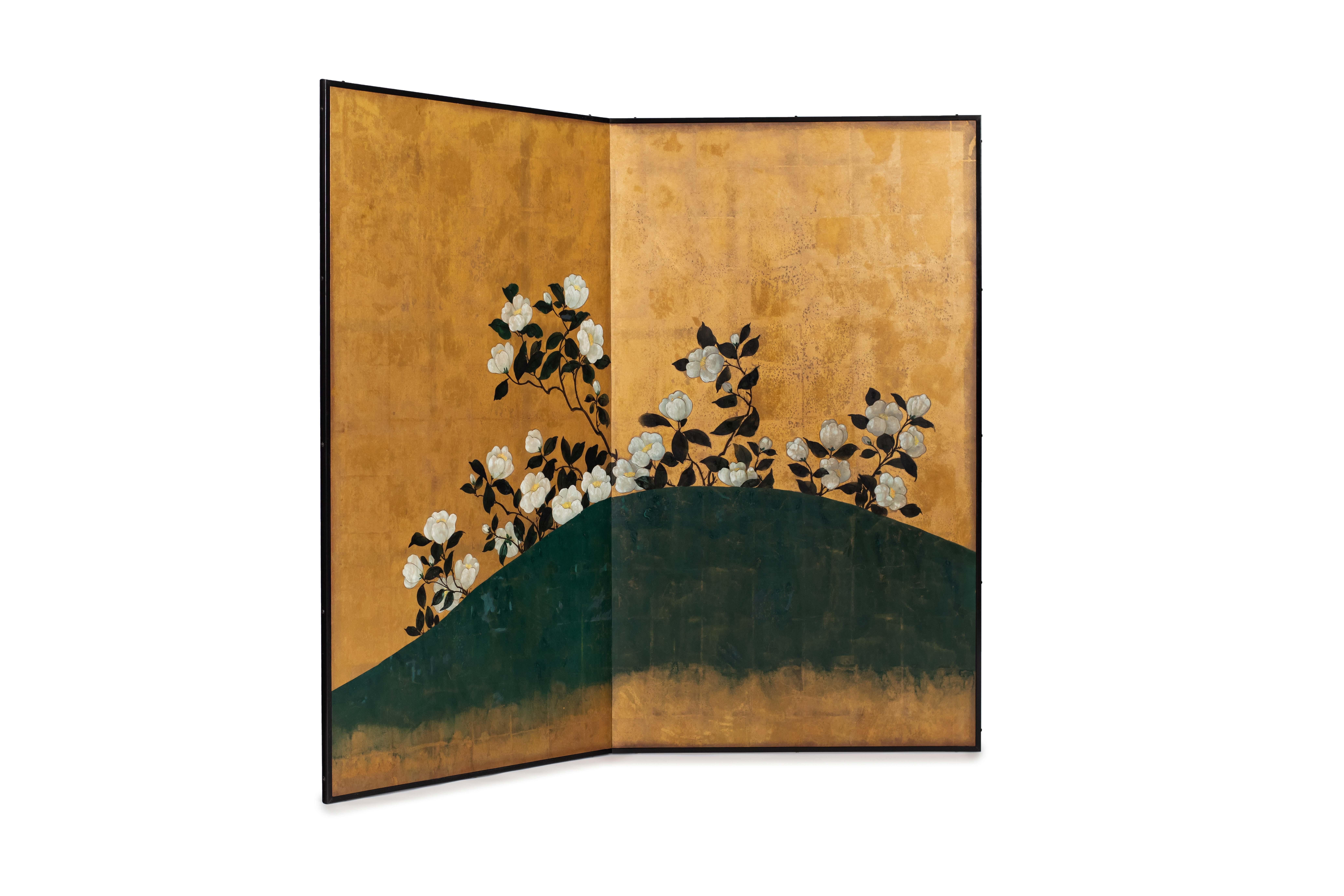 Hand Painted Japanese Folding Screen Byobu of Camellias For Sale 2