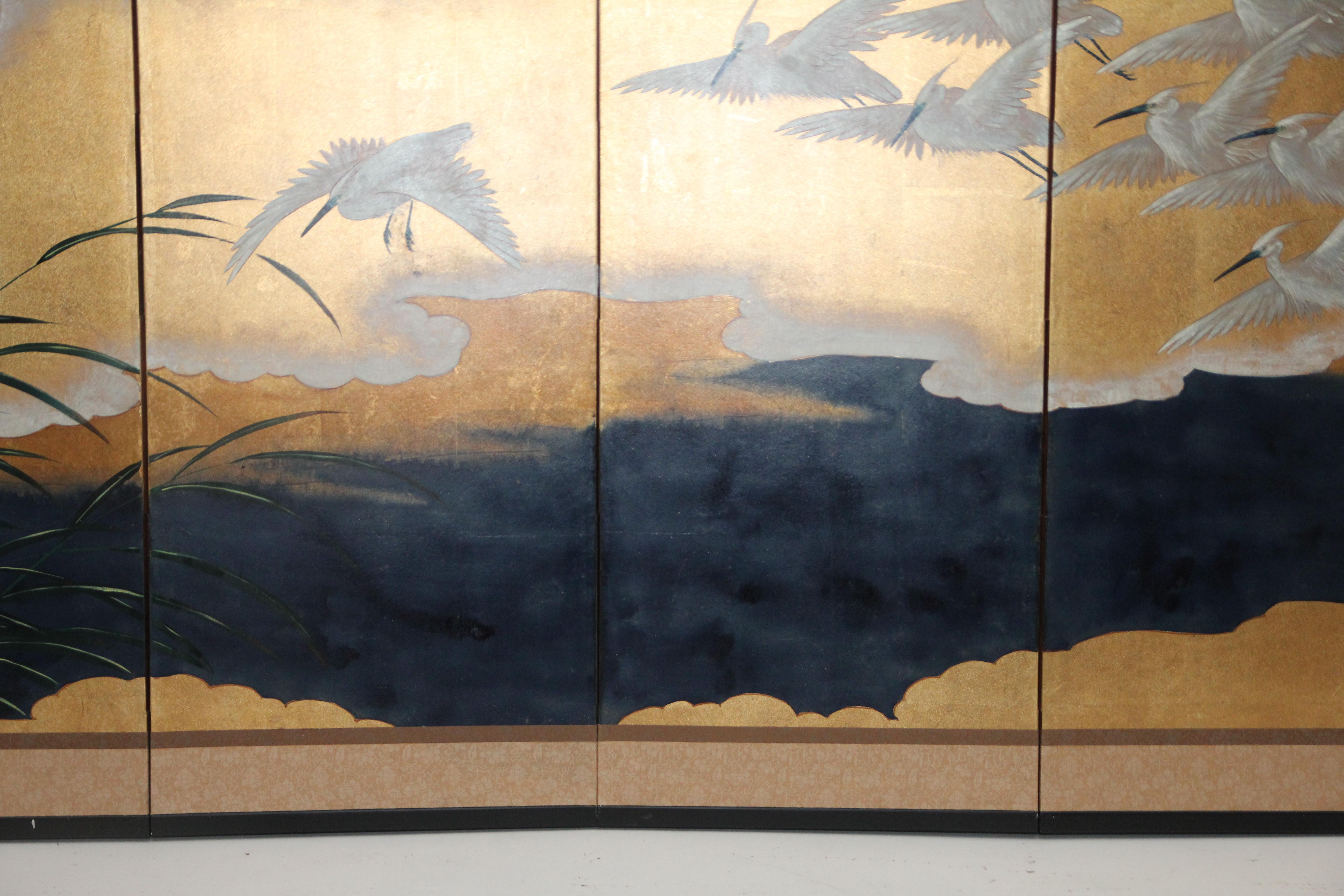 Hand-Painted Japanese Folding Screen Byobu of Flying Cranes on Goldleaf In New Condition In 10 Chater Road, HK