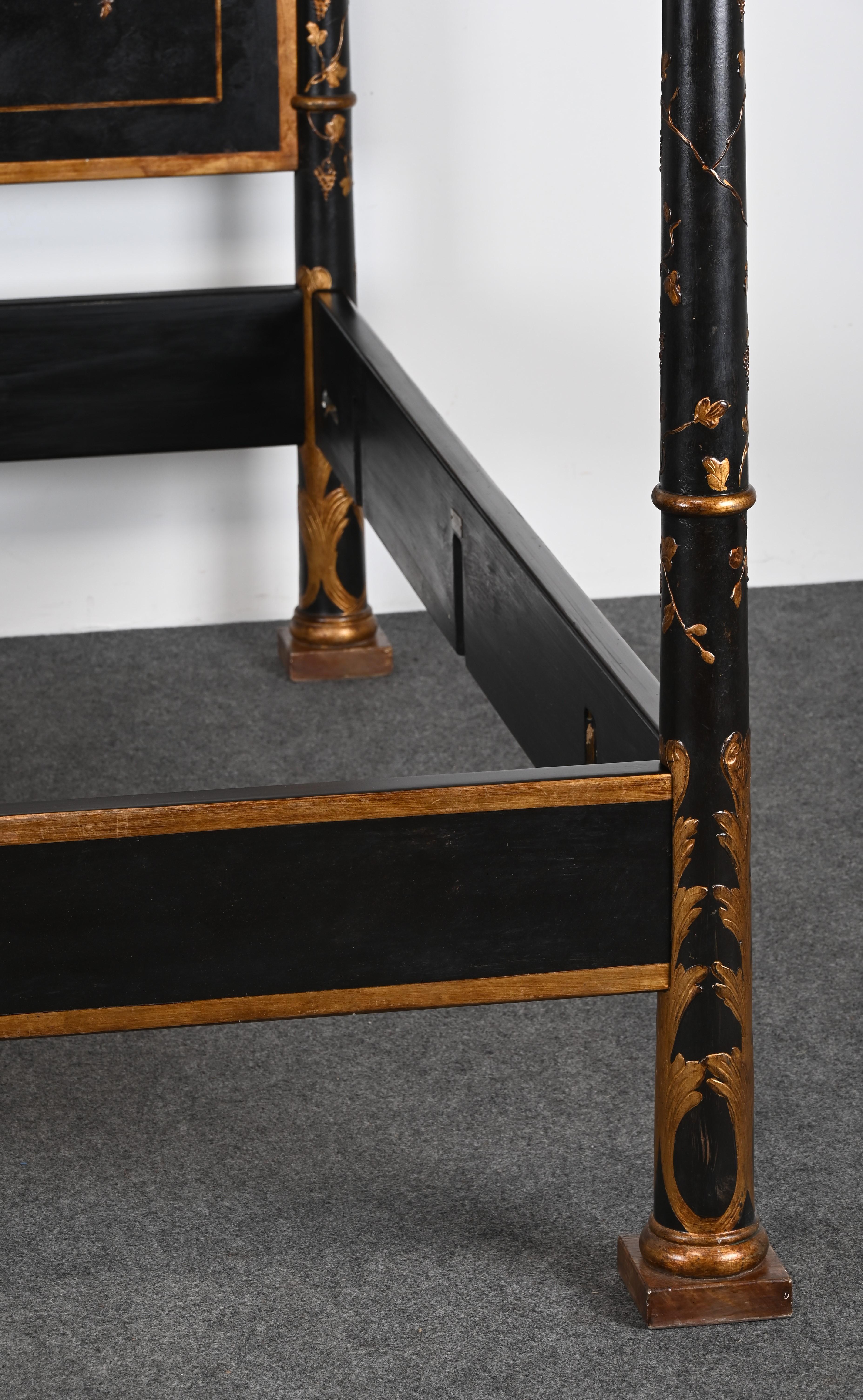 Hand Painted King Size Poster Bed by Patina, Italy, 1980s For Sale at