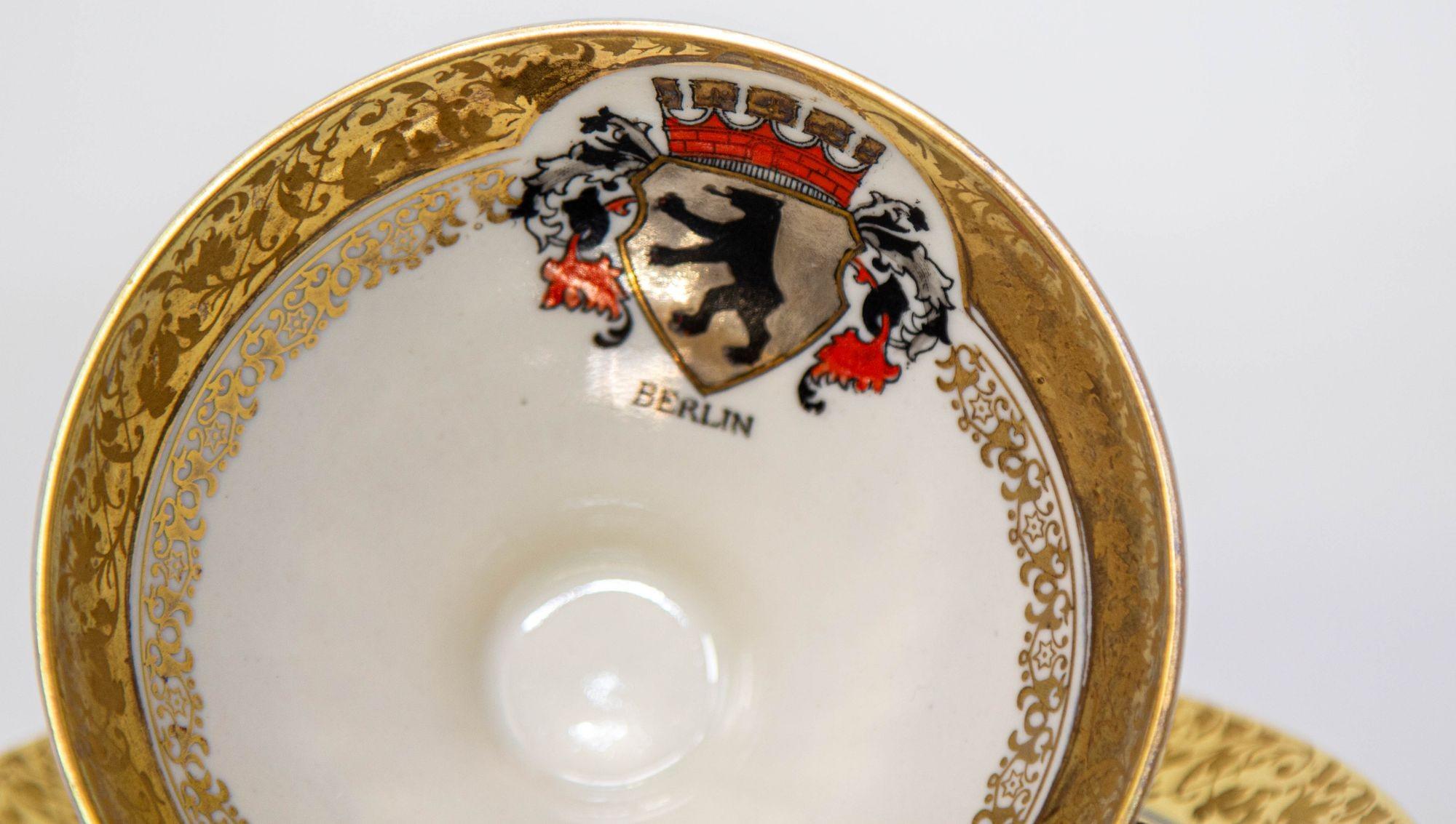 Hand Painted Kunst Kronach Bavaria Coffee Cup Saucer Fine China 1950 For Sale 4