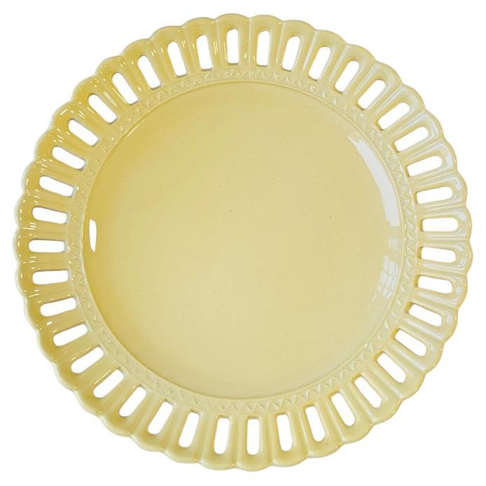 Assiette plate en céramique avec dentelle peinte à la main - Jaune