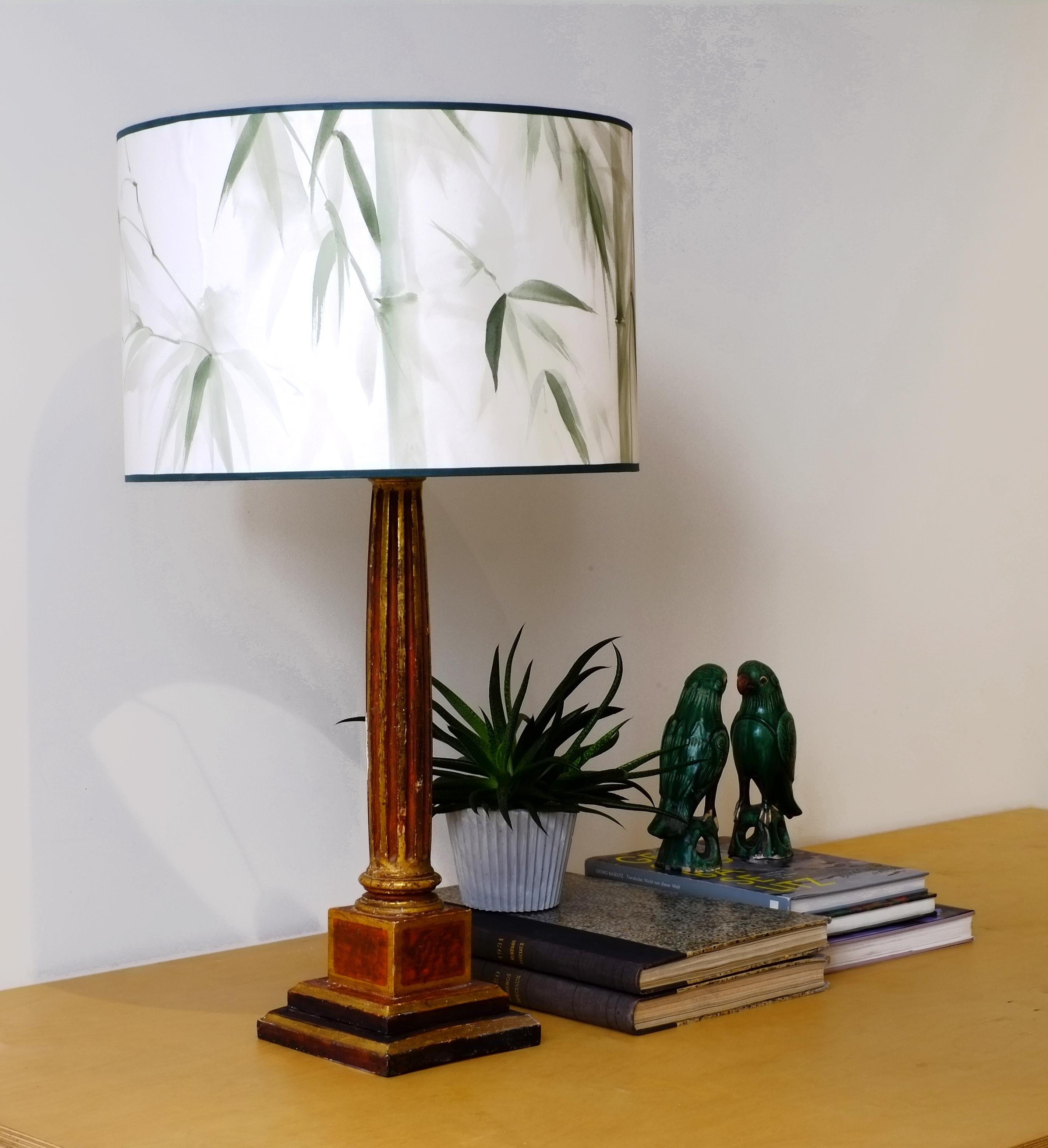 Handbemalte Lampenschirme, Bambus-Lampenschirme (21. Jahrhundert und zeitgenössisch) im Angebot