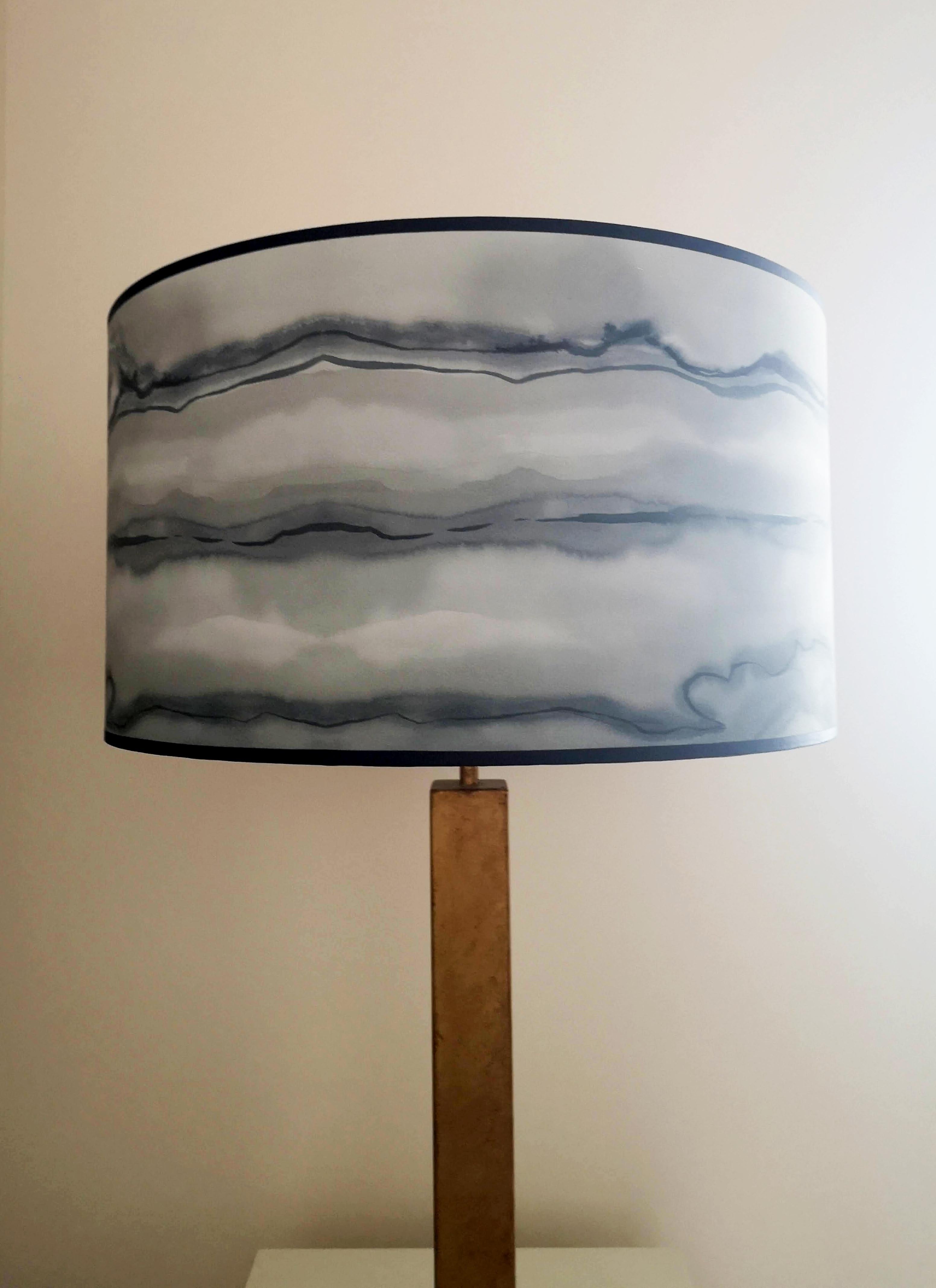 Welcome to our Lampshade Company
In BuenaVentura we produce hand-painted wallpaper. We combine sophisticated processes of handcrafted creation in order to capture the fleeting effects of nature,elegantly and luminously.
Our paintings are our own