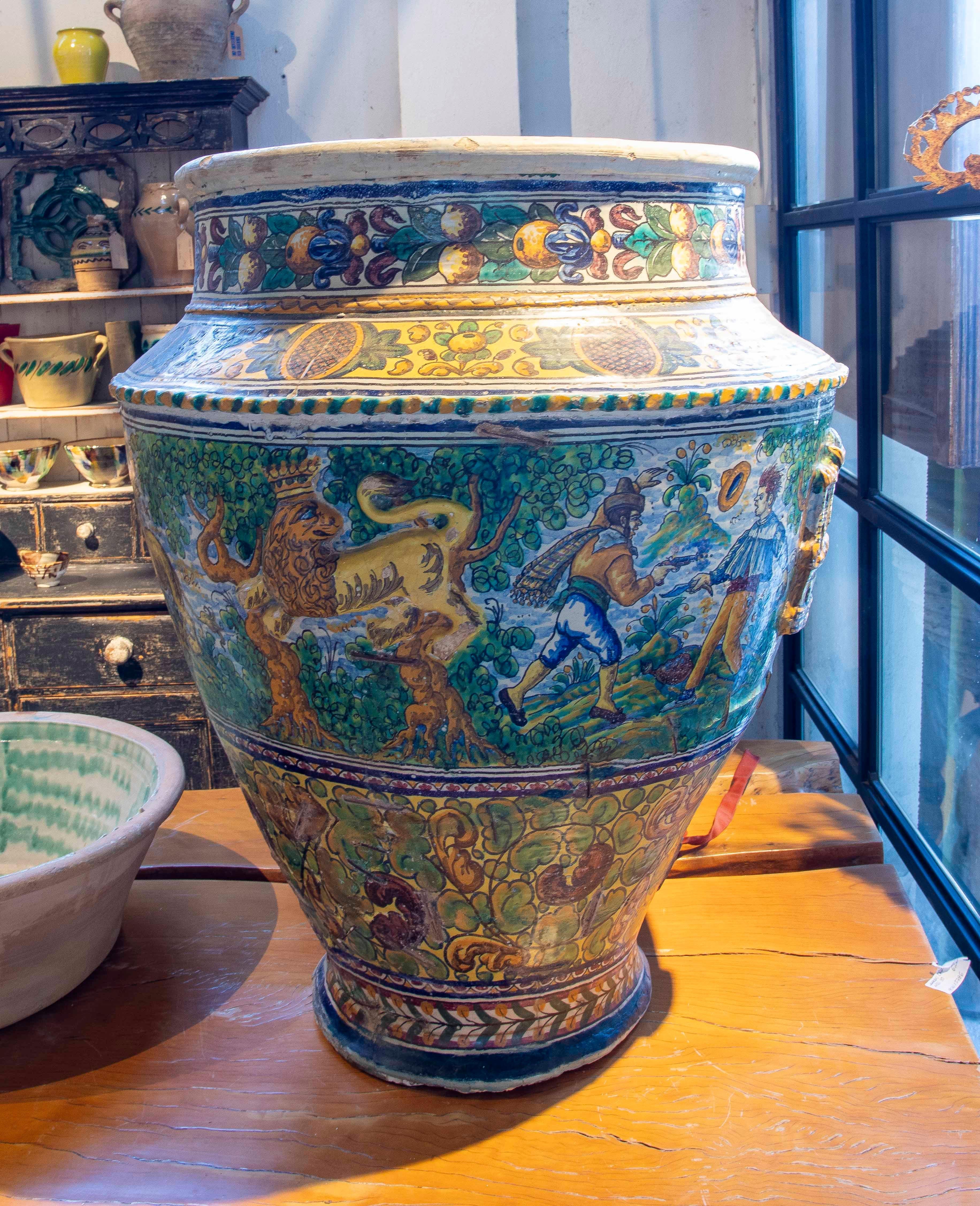 Hand Painted Large Spanish Glazed Ceramic Pottery Pot from Triana (Sevillla) 7