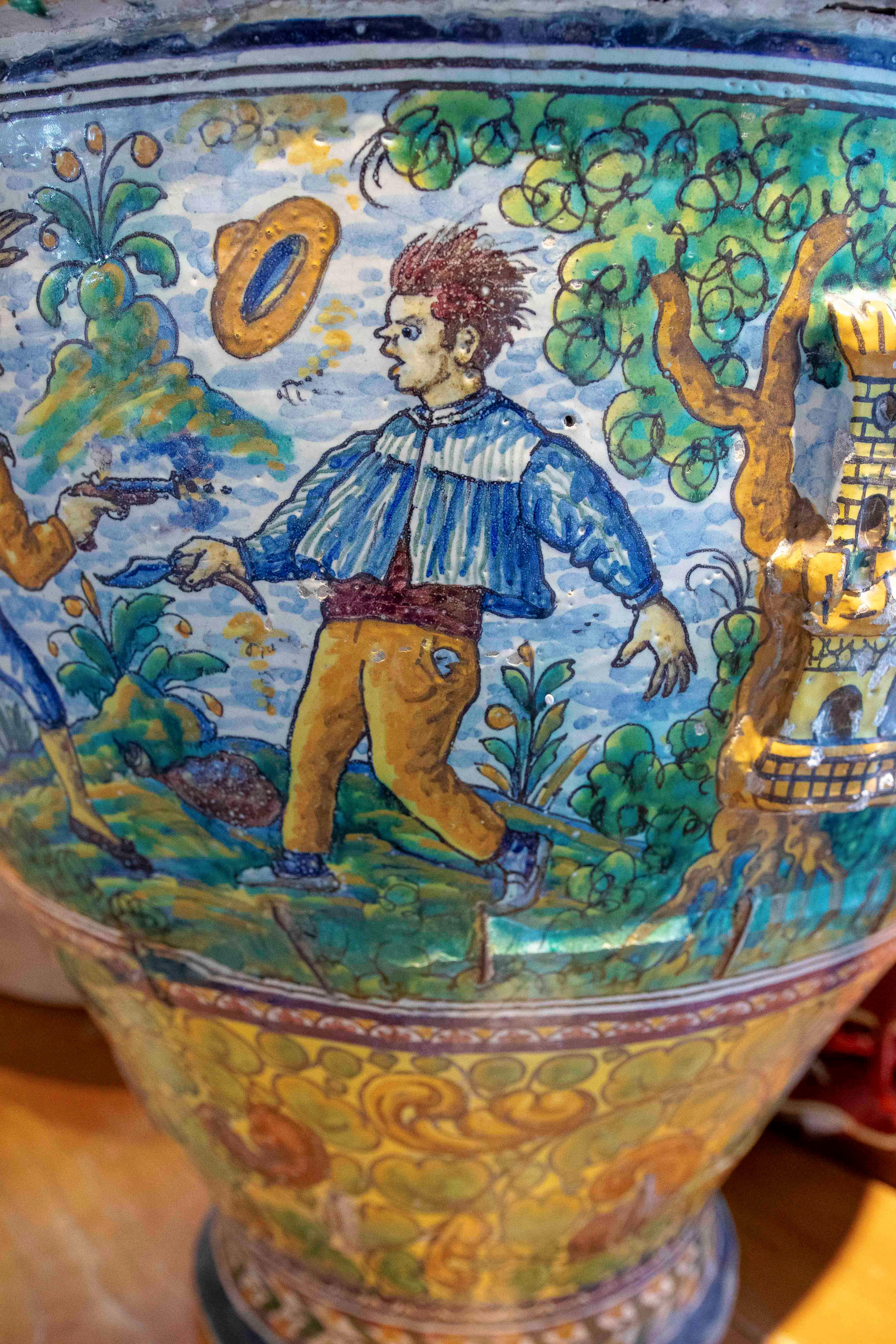 Hand Painted Large Spanish Glazed Ceramic Pottery Pot from Triana (Sevillla) 12