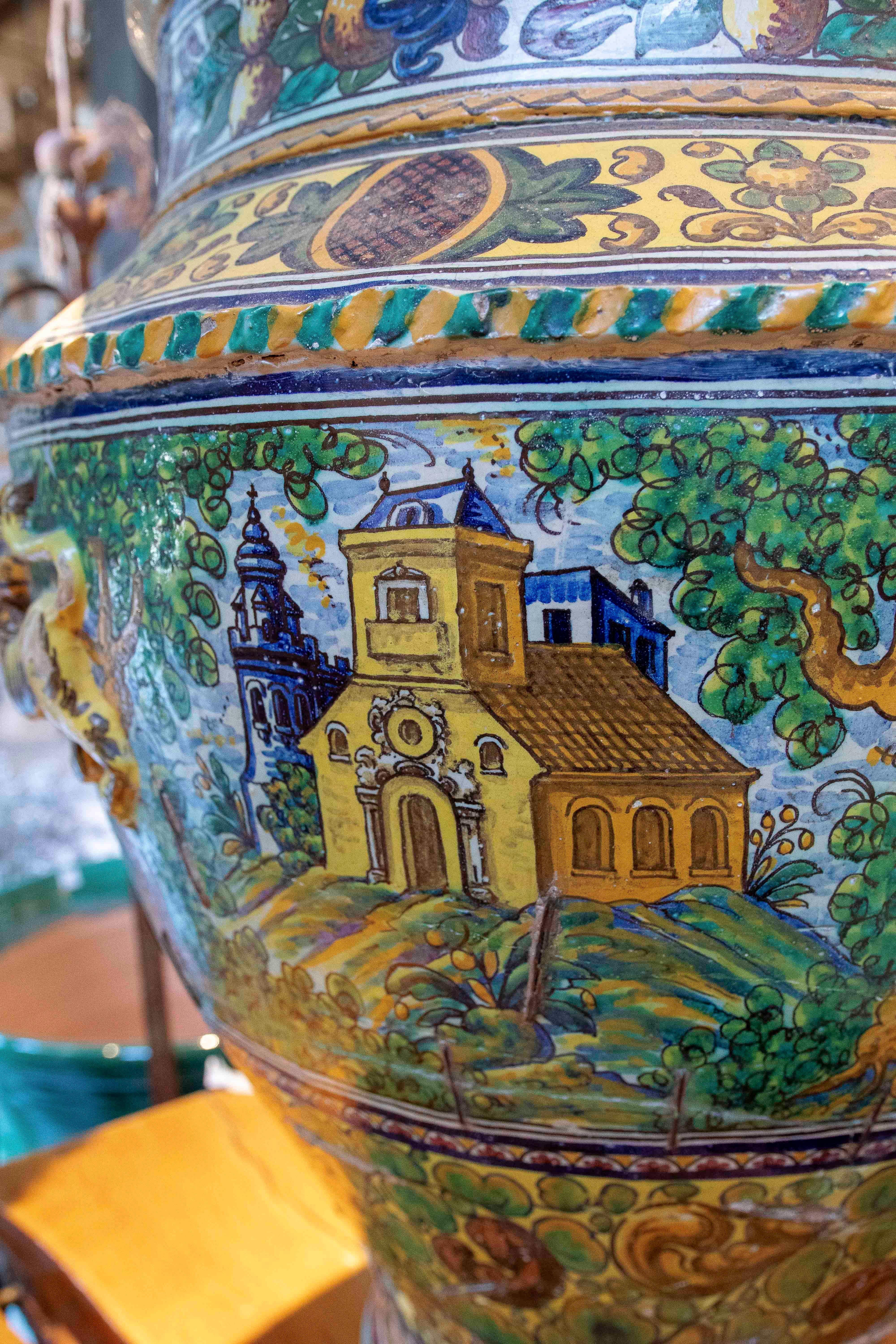 Hand Painted Large Spanish Glazed Ceramic Pottery Pot from Triana (Sevillla) 1