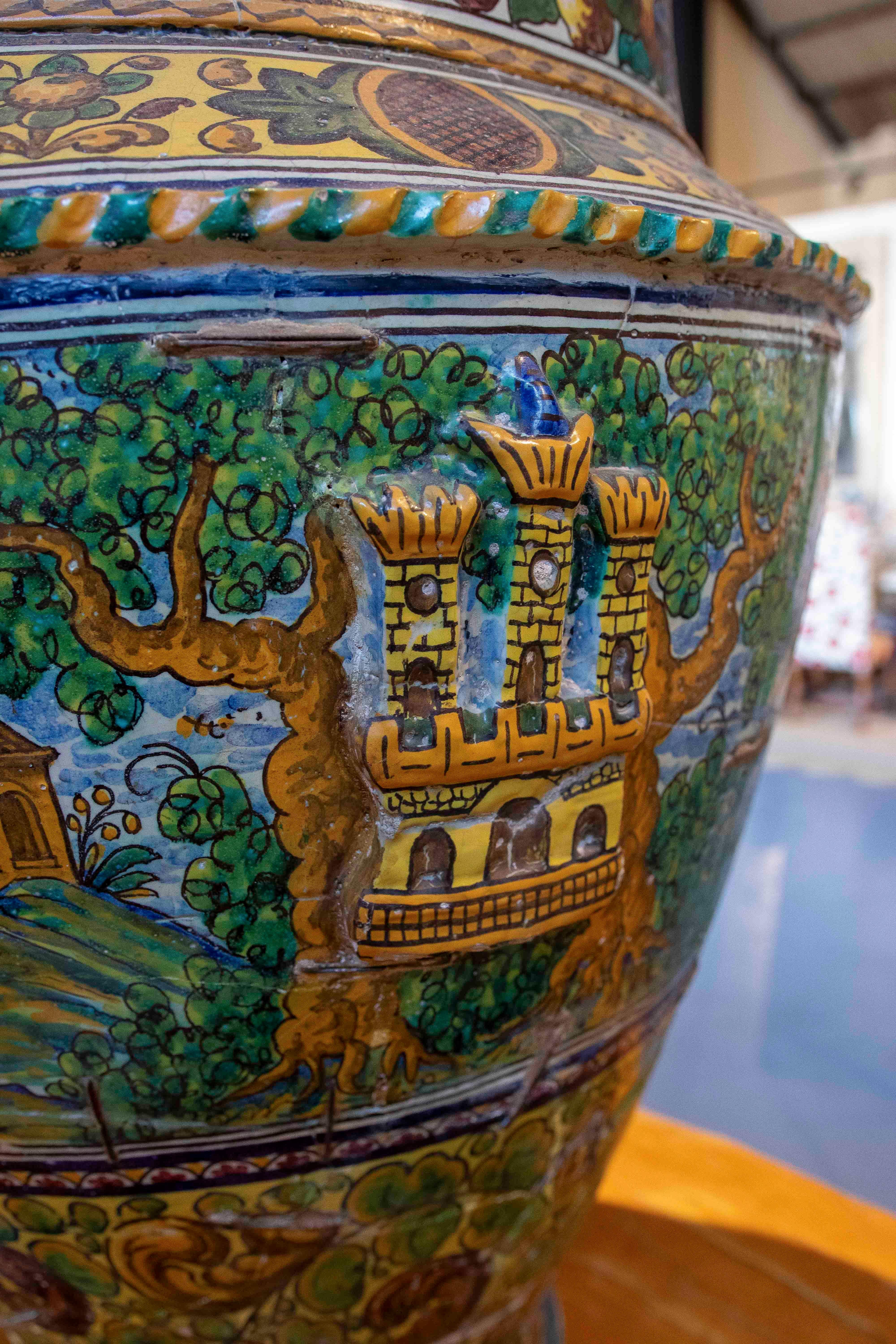 Hand Painted Large Spanish Glazed Ceramic Pottery Pot from Triana (Sevillla) 2
