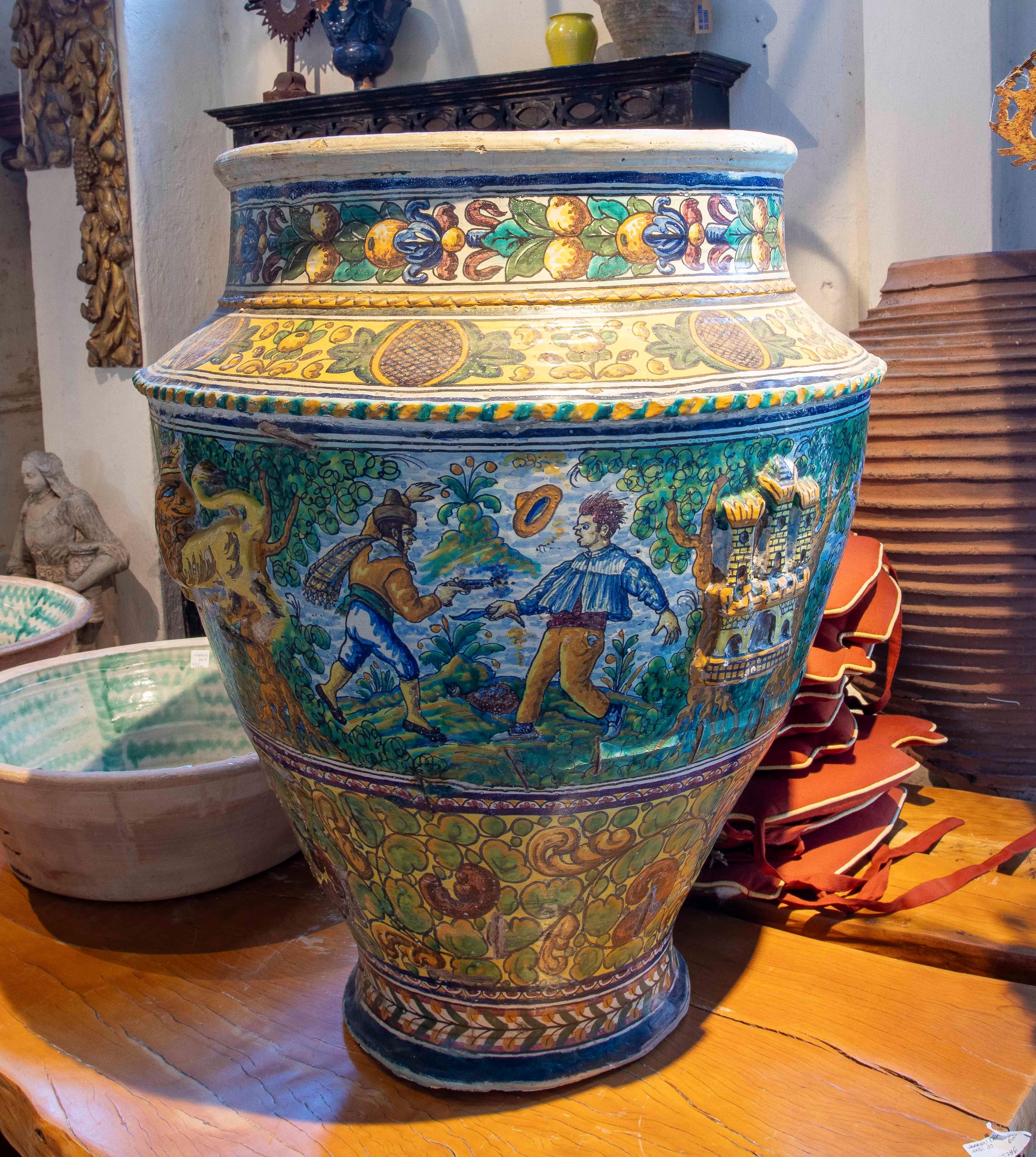 Hand Painted Large Spanish Glazed Ceramic Pottery Pot from Triana (Sevillla) 5
