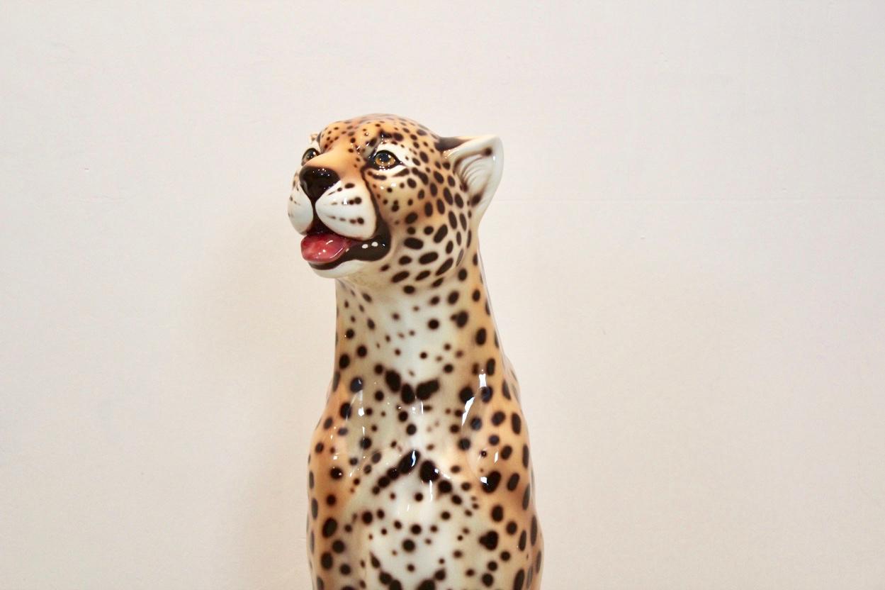 Handbemalte italienische Leoparden-Skulptur in Lebensgröße (Italienisch)