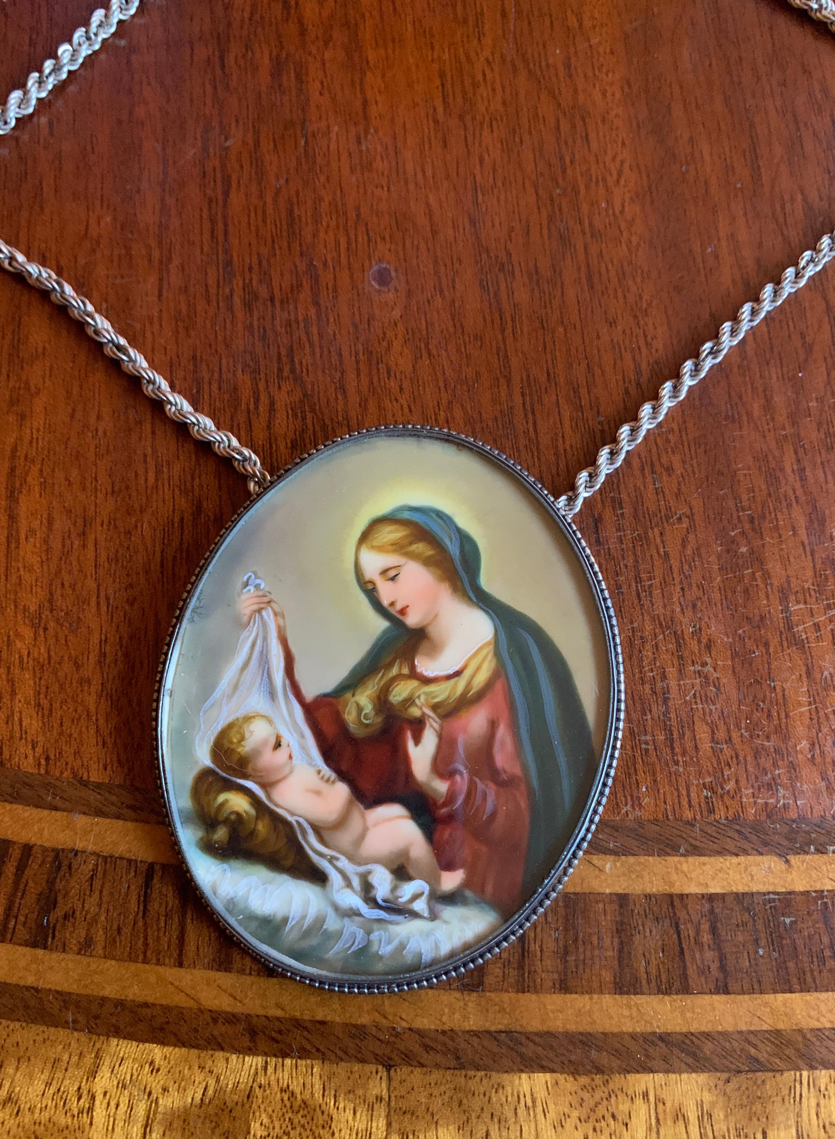 Handbemalte Madonna und Kind Porträt-Miniatur-Halskette aus Sterlingsilber (Viktorianisch) im Angebot