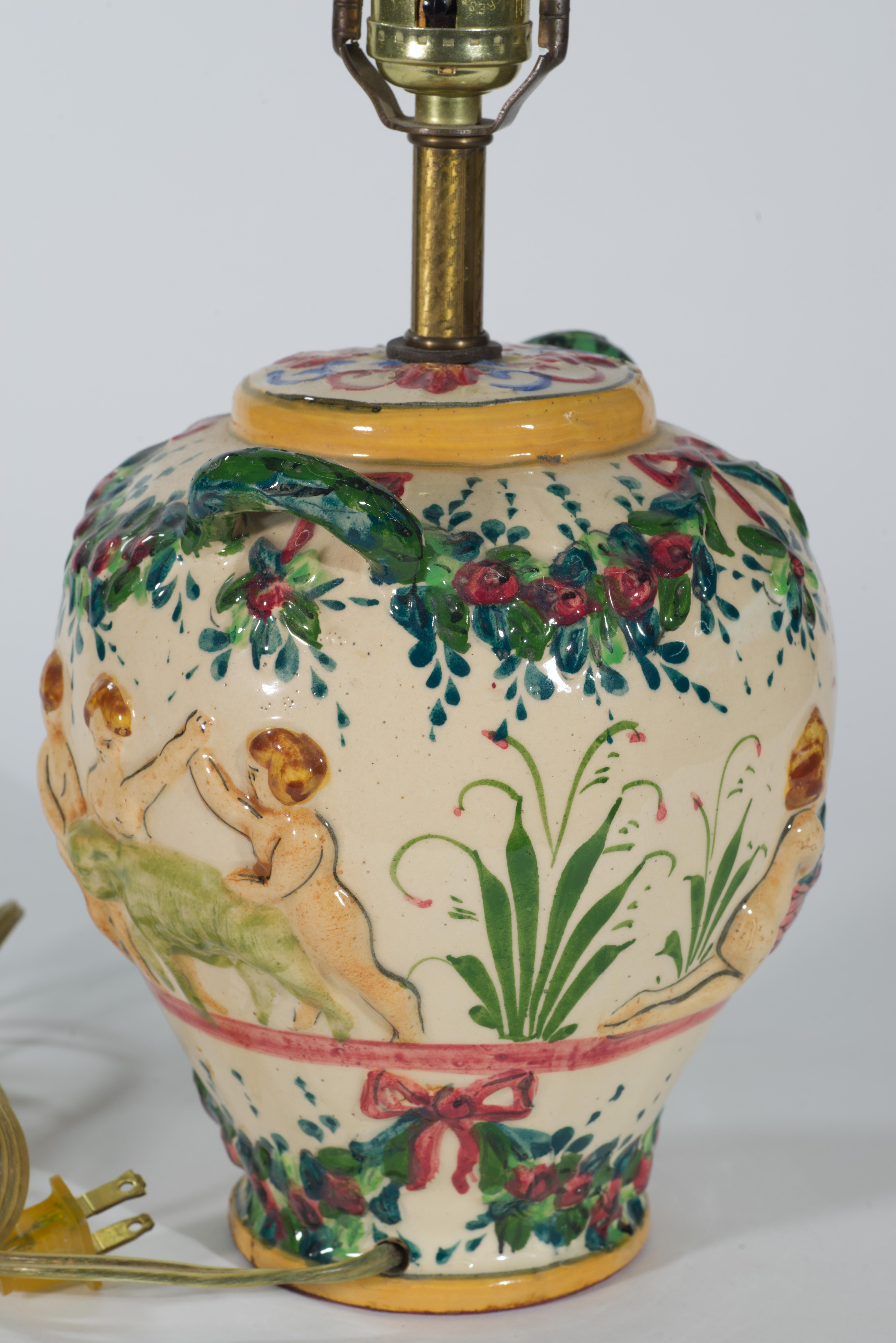 Country Lampada da tavolo in maiolica dipinta a mano con maniglie, Italia anni '40 - '60 in vendita