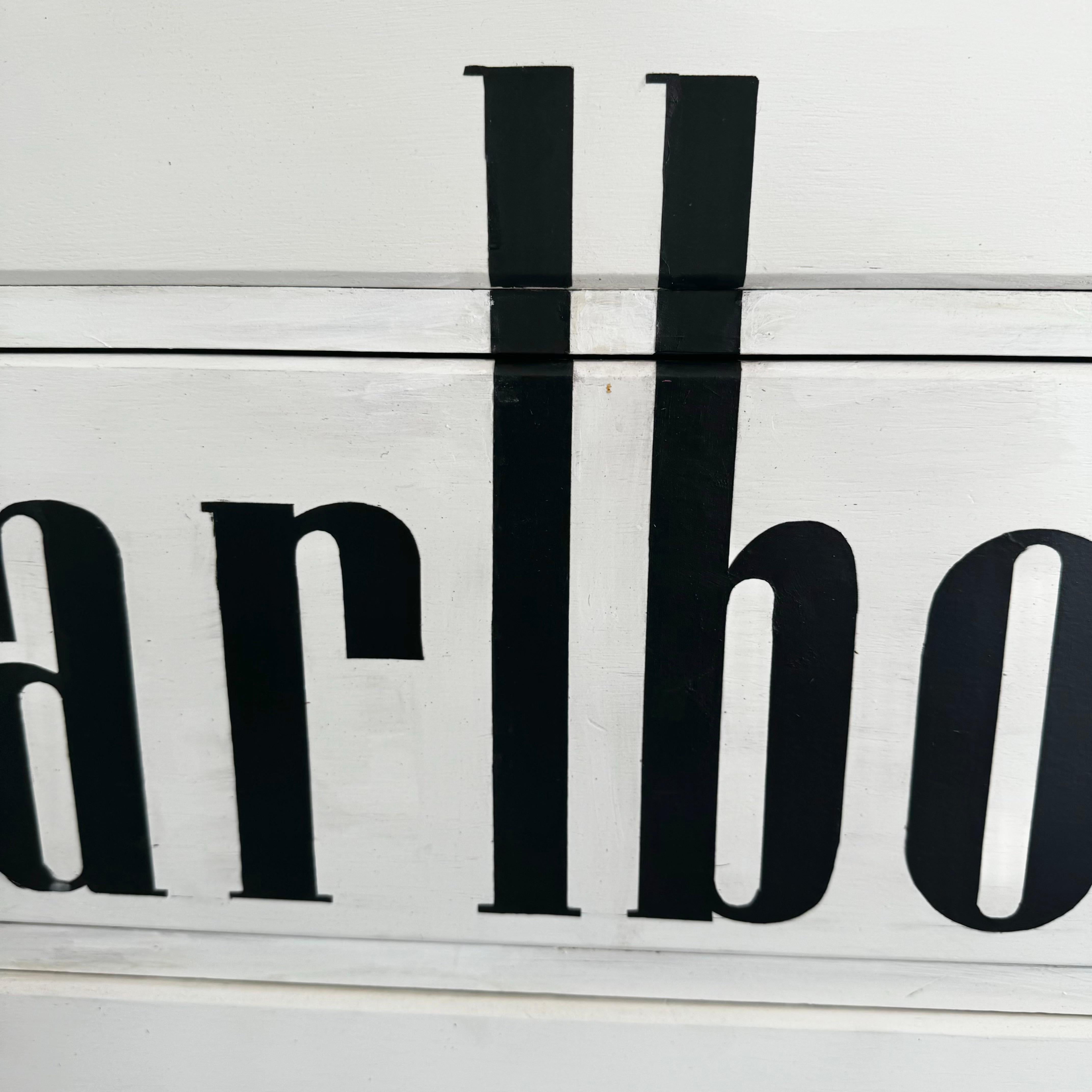 Handbemalte Marlboro-Kommode, 1990er-Jahre, USA 4